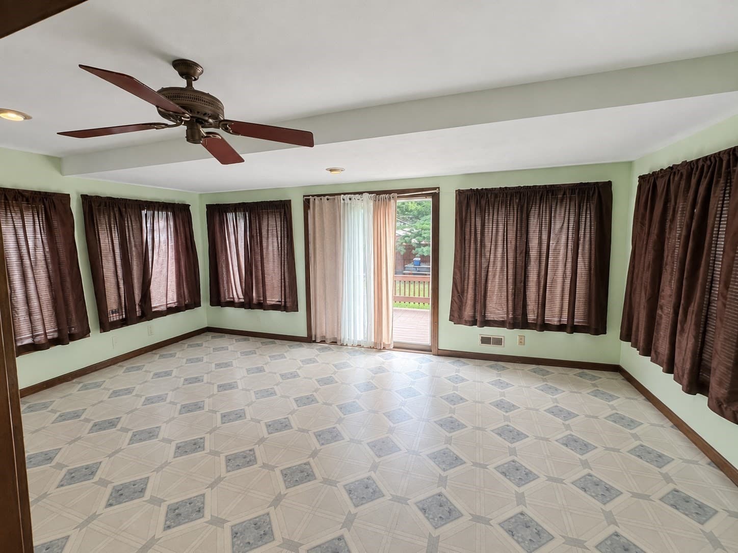 Single Family Residence at 75 Light St, Lynn MA 01905, Lynn, photo 6 of 13