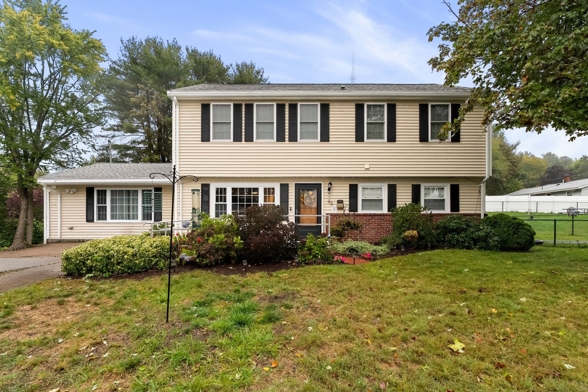 43 Randolph Ave, Brockton MA 02302