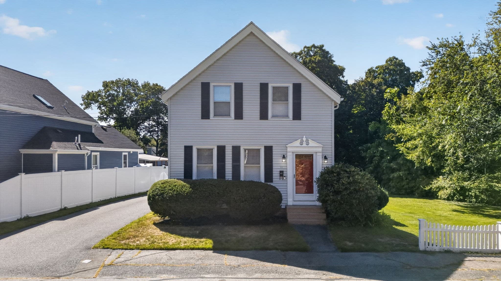 49 Greenhood St, Dedham MA 02026