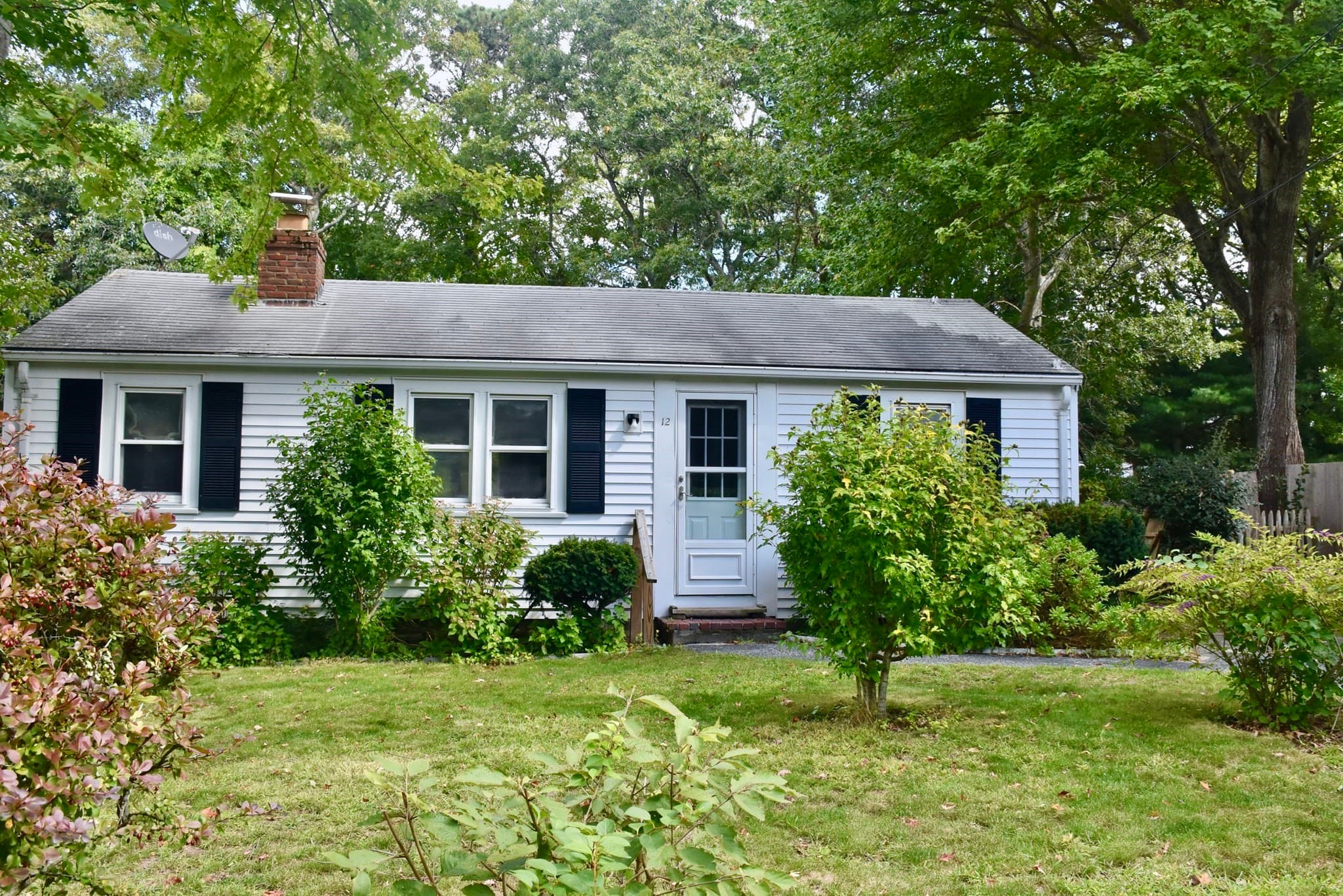 12 Lake Rd E, Yarmouth MA 02673