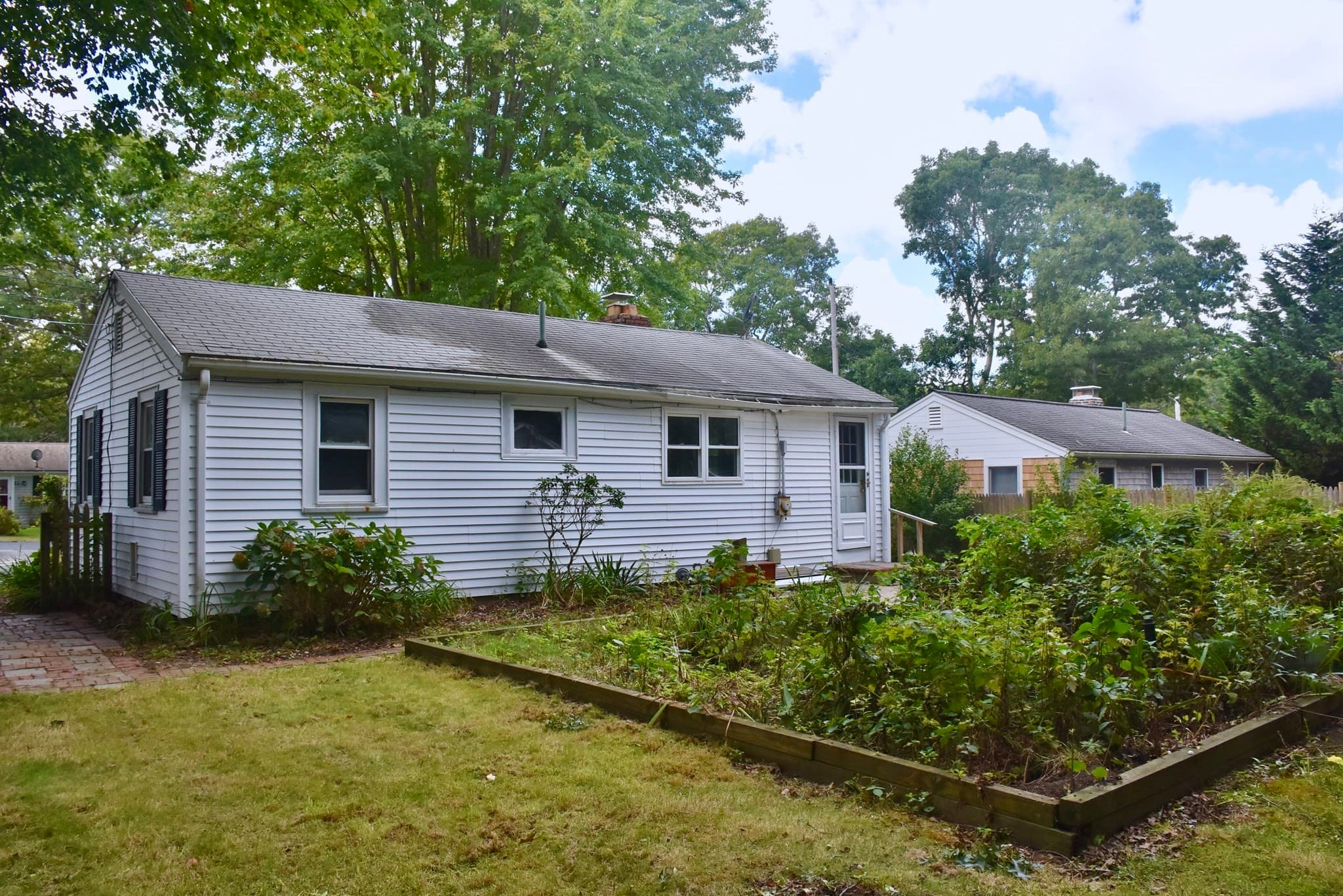 Single Family Residence at 12 Lake Rd E, Yarmouth MA 02673, Yarmouth, photo 18 of 19