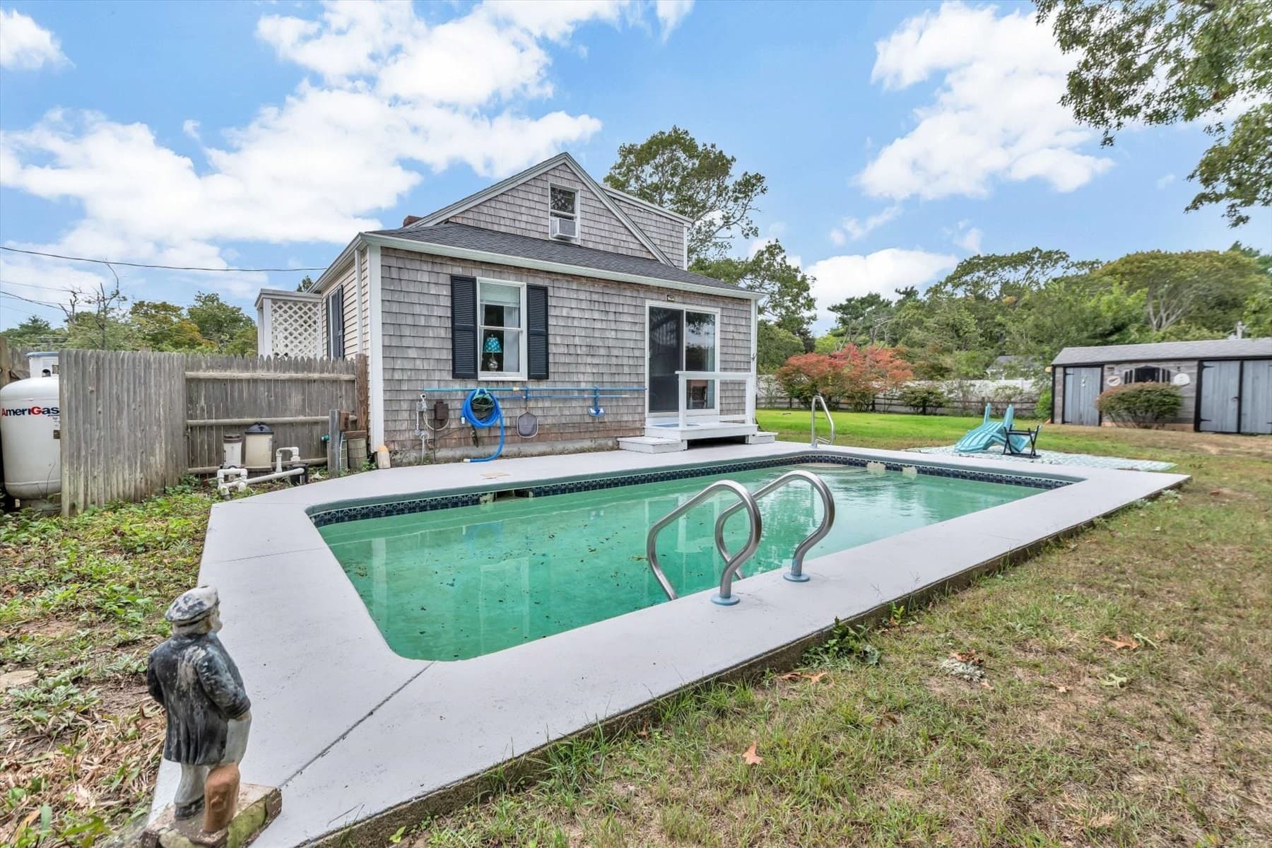 Single Family Residence at 7 Queens Bay Ln, Bourne MA 02532, Bourne, photo 38 of 42