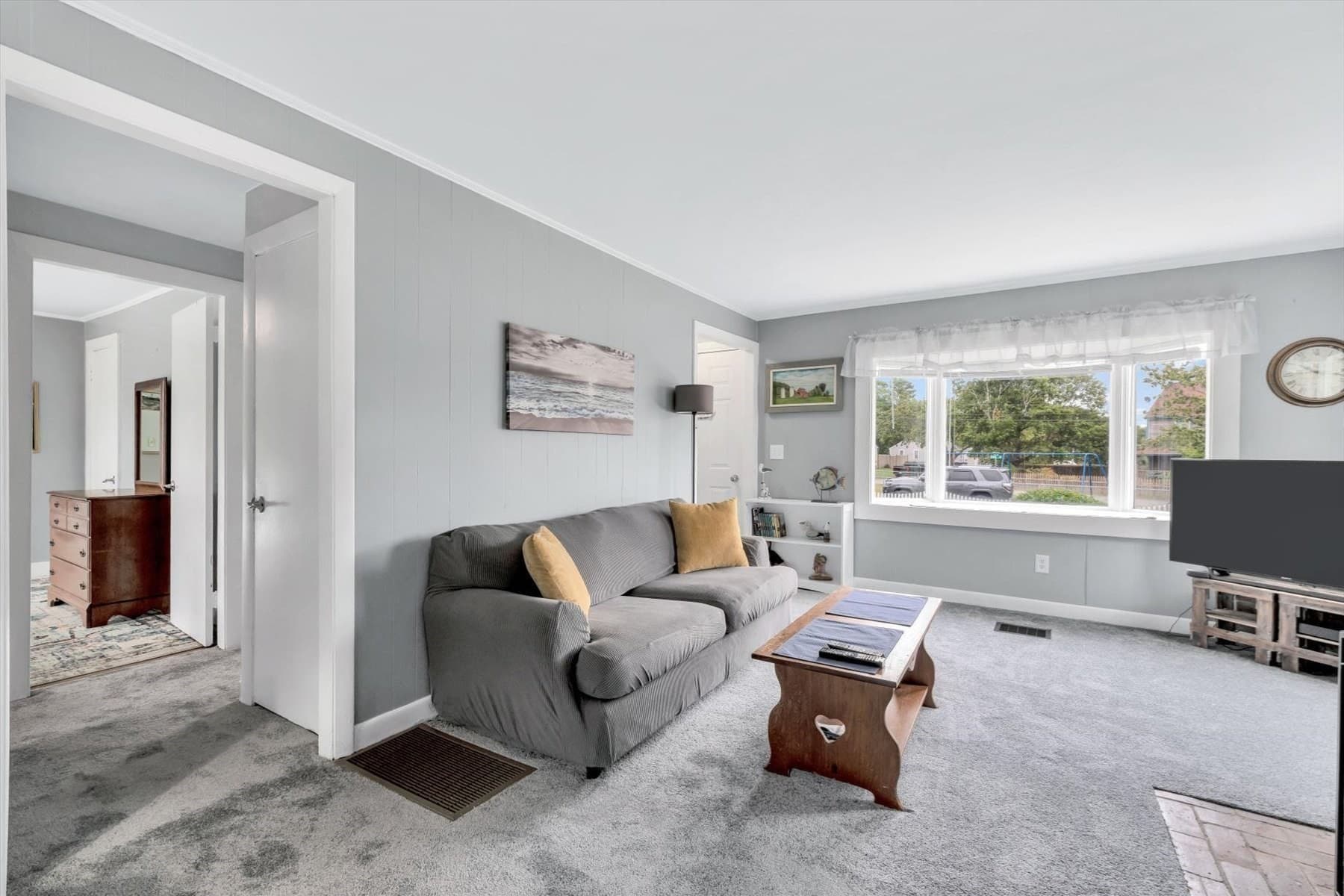 Single Family Residence at 7 Queens Bay Ln, Bourne MA 02532, Bourne, photo 15 of 42