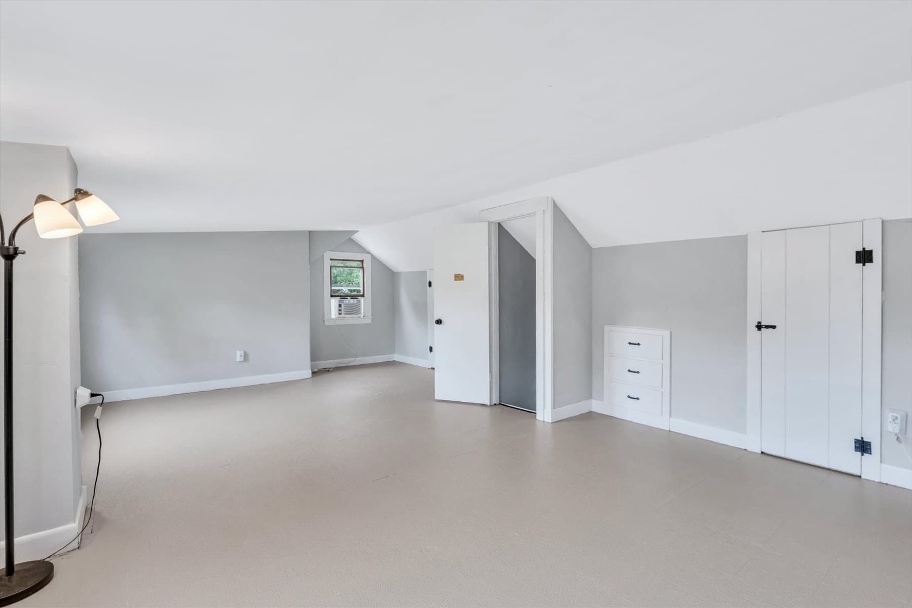 Single Family Residence at 7 Queens Bay Ln, Bourne MA 02532, Bourne, photo 35 of 42