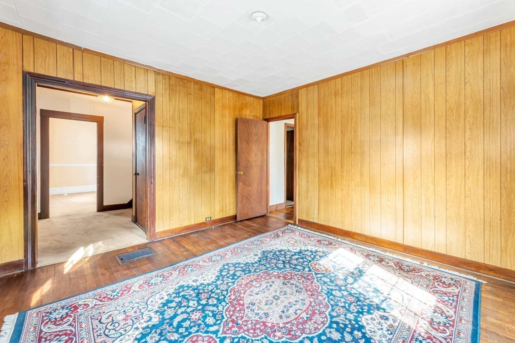 Single Family Residence at 22 Barry St, Boston MA 02136, Boston, photo 8 of 38
