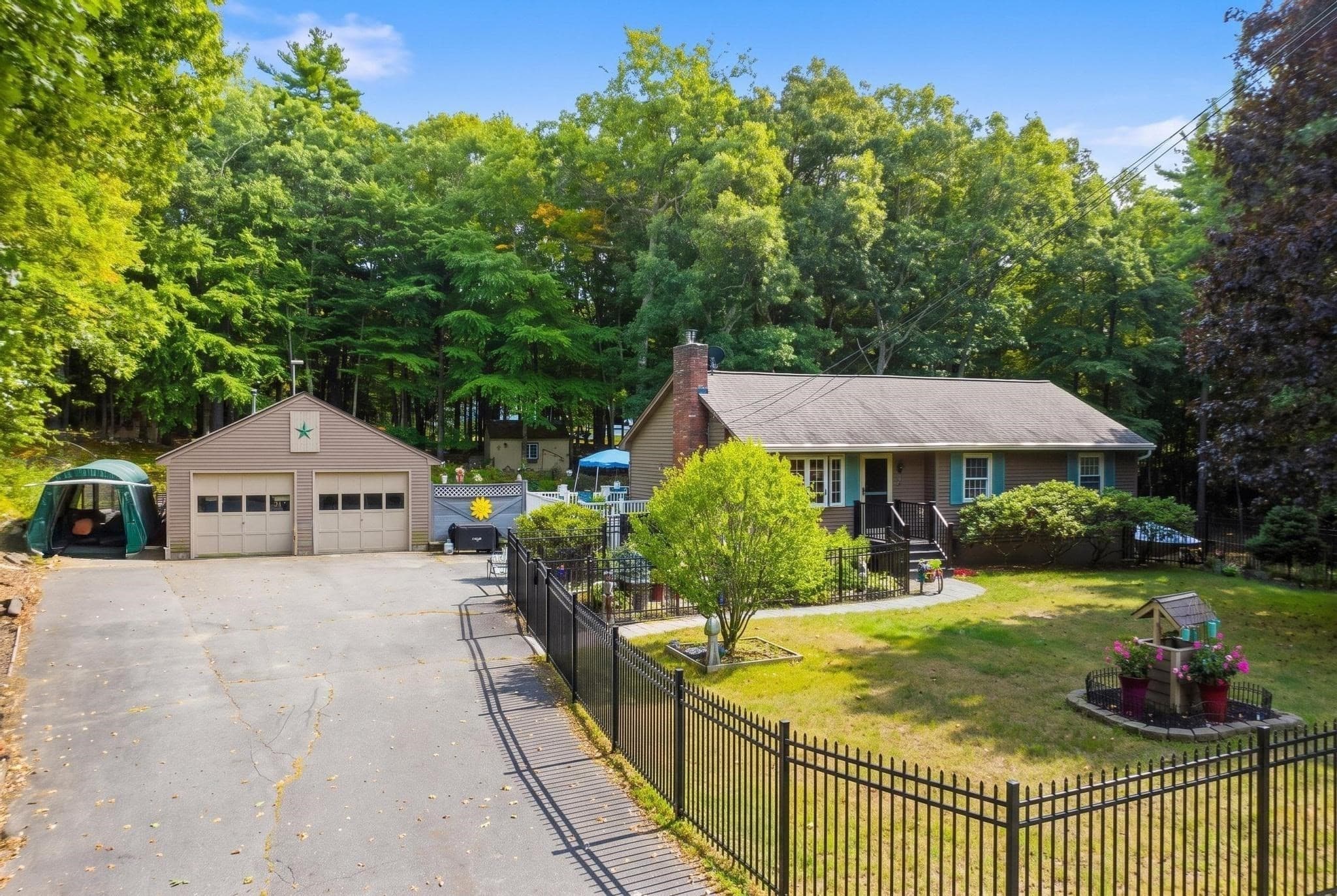Single Family Residence at 17 Maple Street, Douglas MA 01516, Douglas, photo 4 of 42