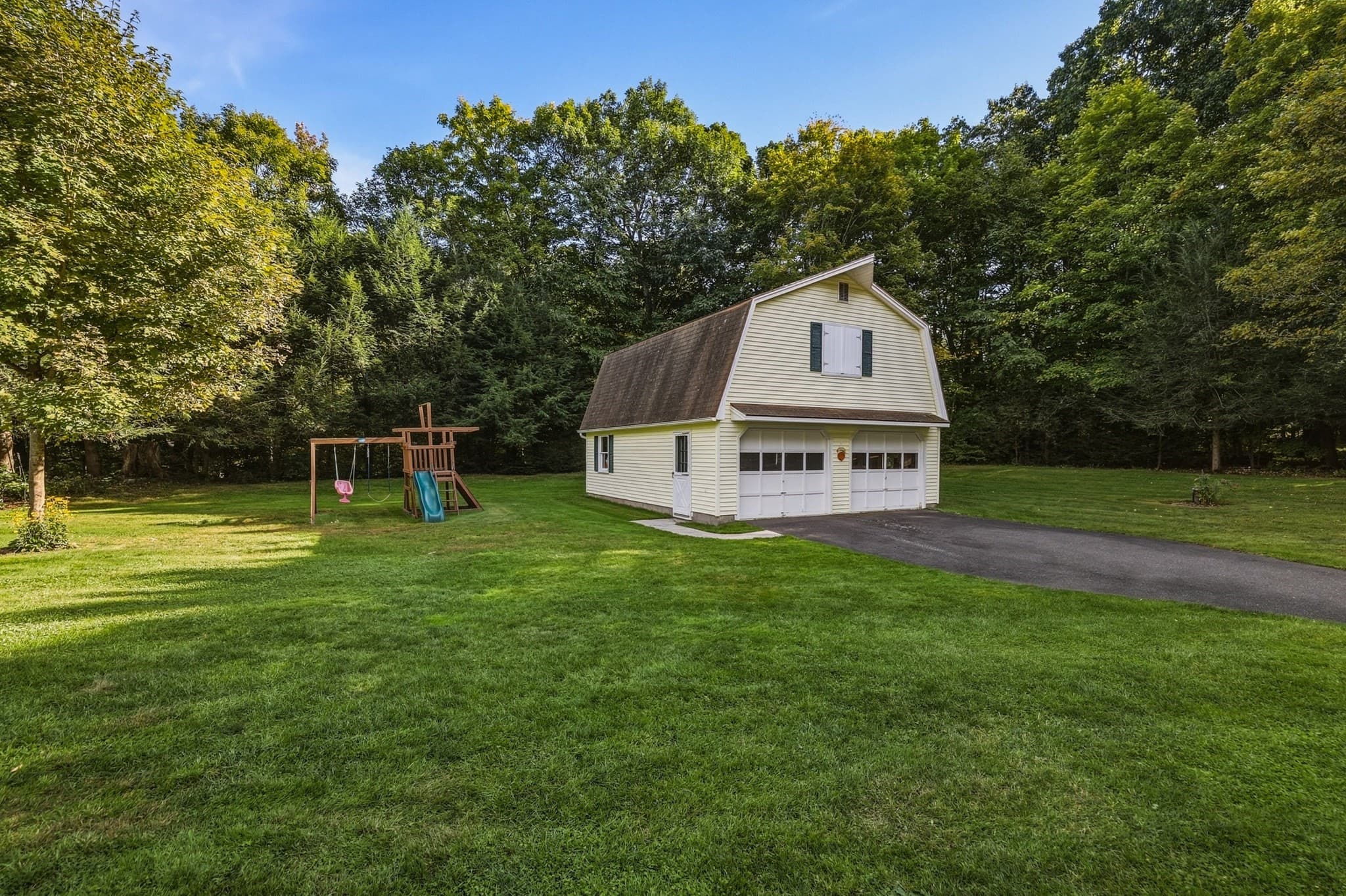 Single Family Residence at 10 Nowak Avenue, Ludlow MA 01056, Ludlow, photo 6 of 42
