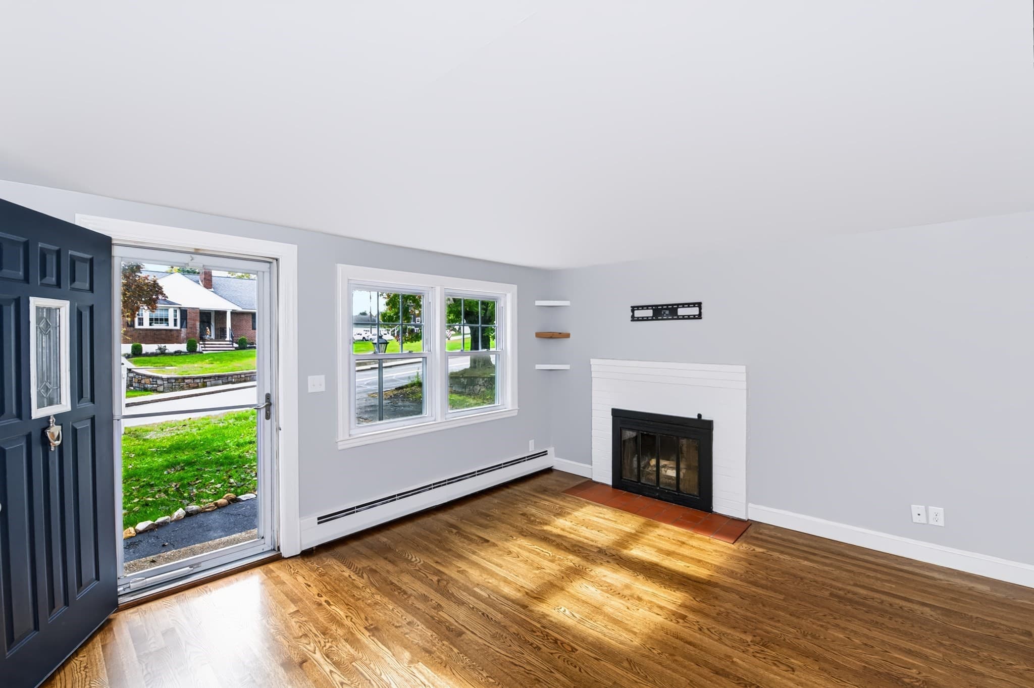 Single Family Residence at 35 Fountain St, Milford MA 01757, Milford, photo 2 of 38