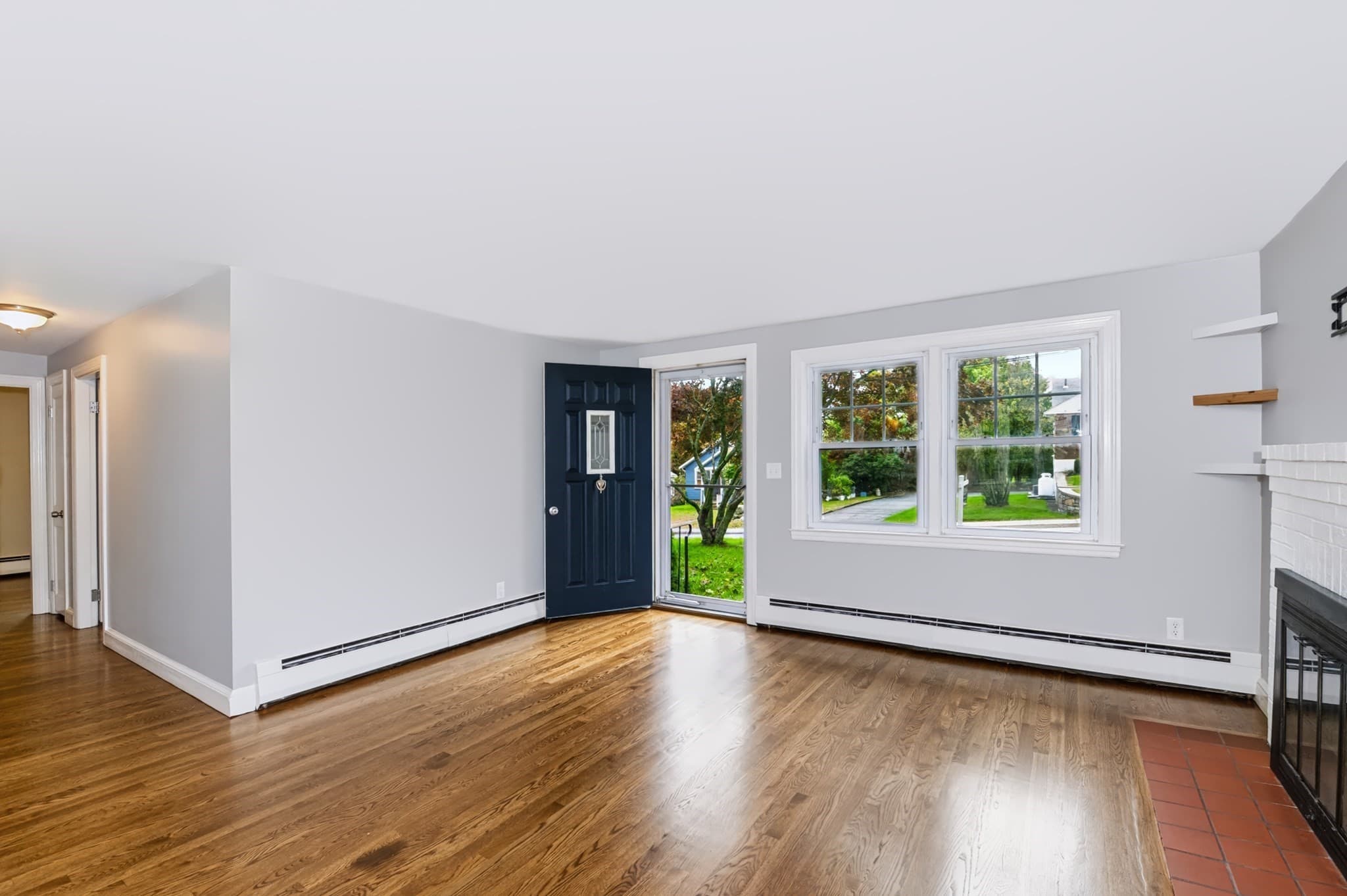 Single Family Residence at 35 Fountain St, Milford MA 01757, Milford, photo 5 of 38