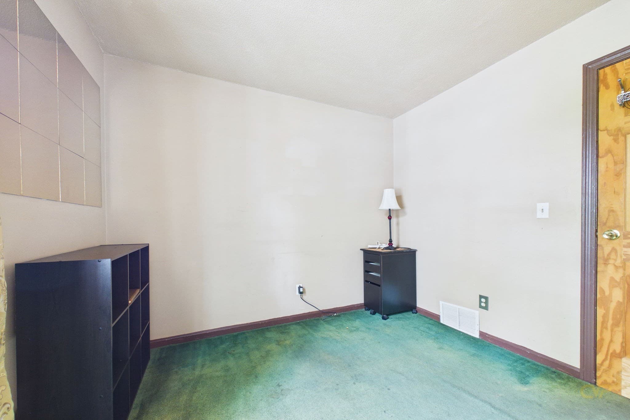 Single Family Residence at 11 Irene St, New Bedford MA 02745, New Bedford, photo 17 of 29
