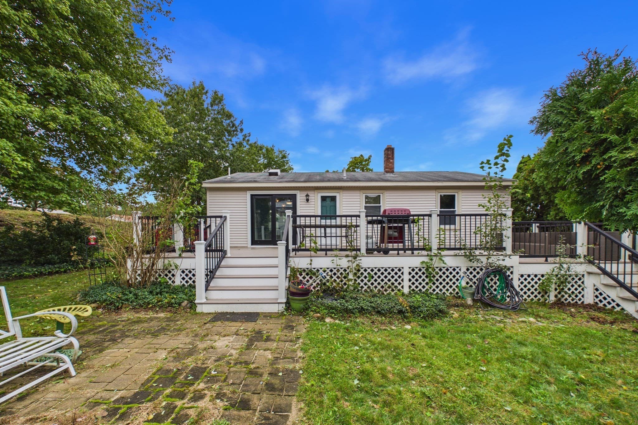 Single Family Residence at 11 Irene St, New Bedford MA 02745, New Bedford, photo 24 of 29