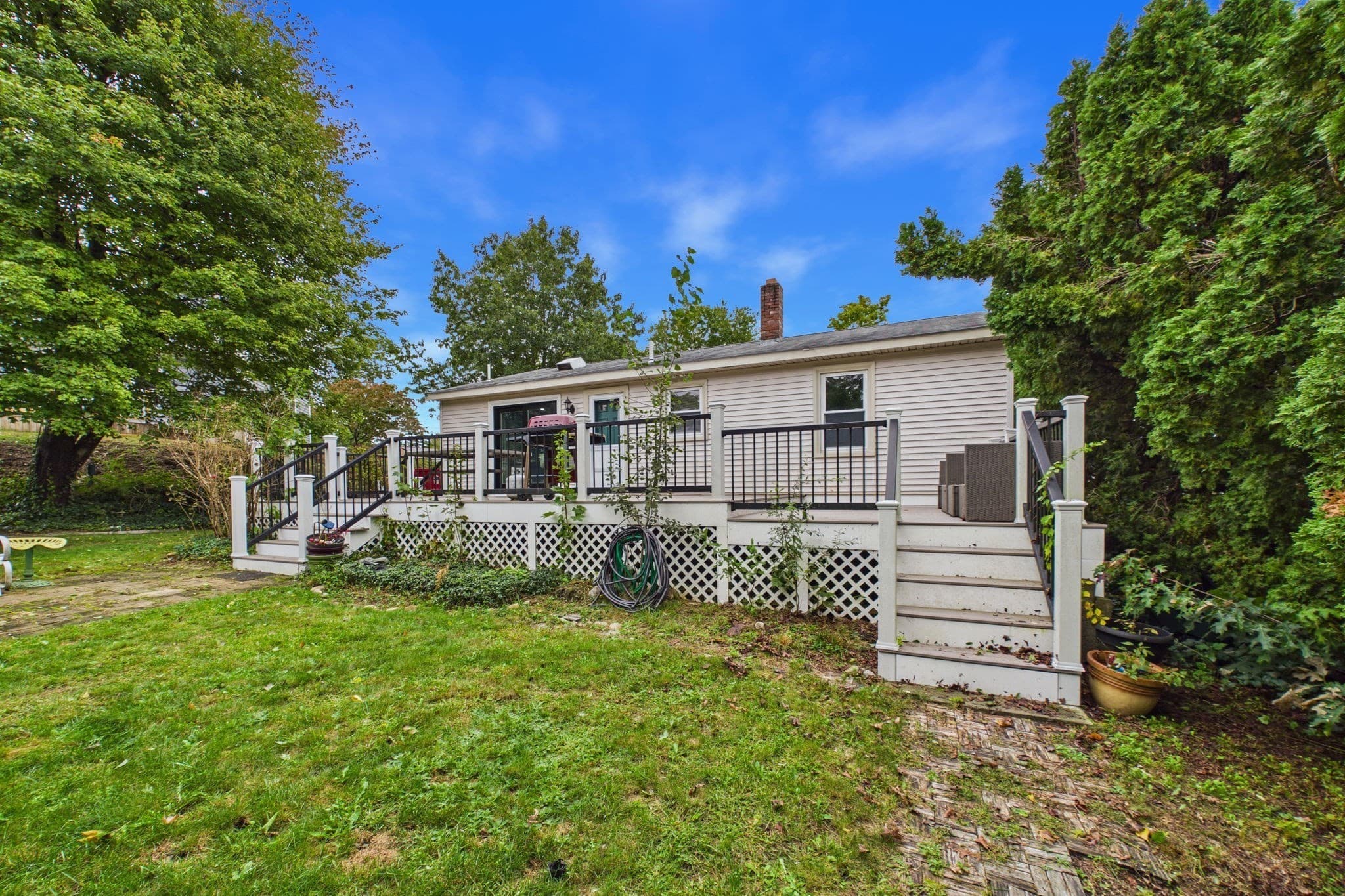 Single Family Residence at 11 Irene St, New Bedford MA 02745, New Bedford, photo 25 of 29