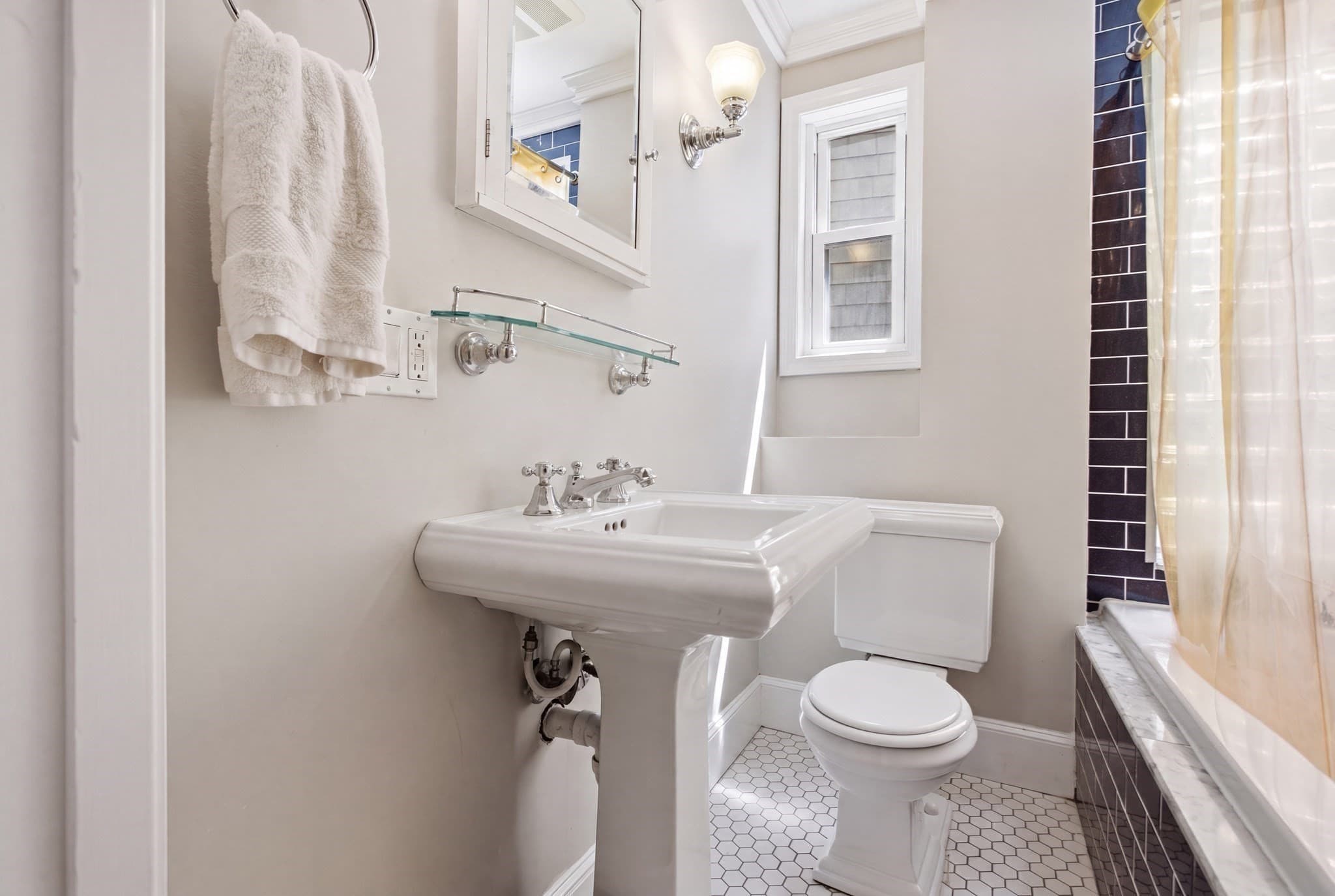 Condominium at 199 E Cottage St # 1, Boston MA 02125, Boston, photo 13 of 35