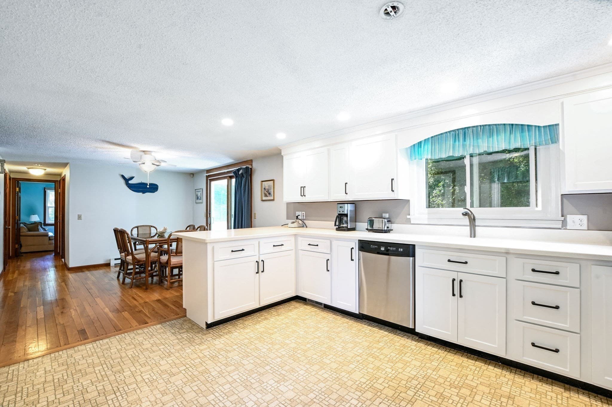 Single Family Residence at 34 Bob White Ln, Falmouth MA 02540, Falmouth, photo 16 of 29
