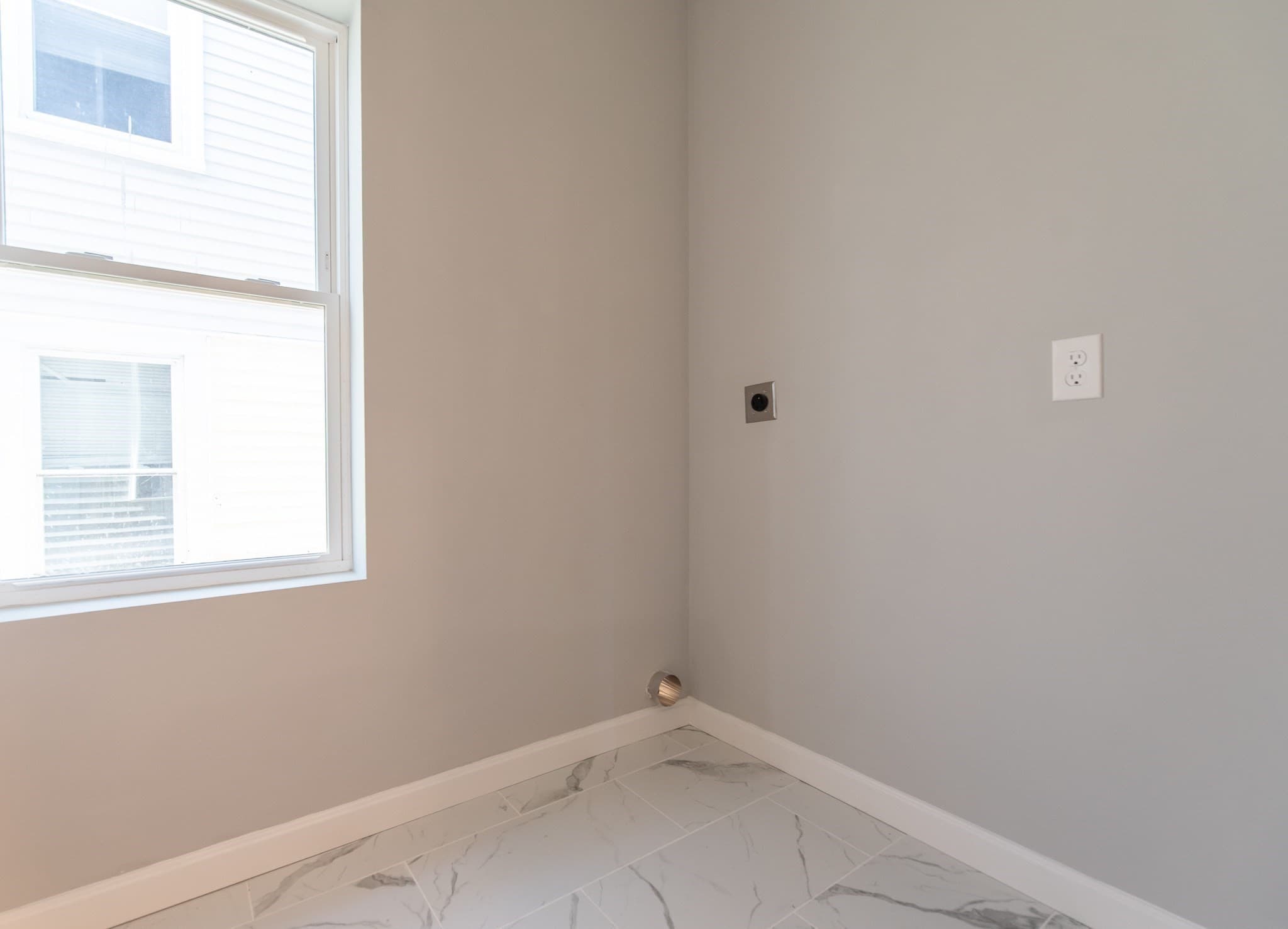 Condominium at 184 Avenue C # 2, Woonsocket RI 02895, Woonsocket, photo 16 of 19