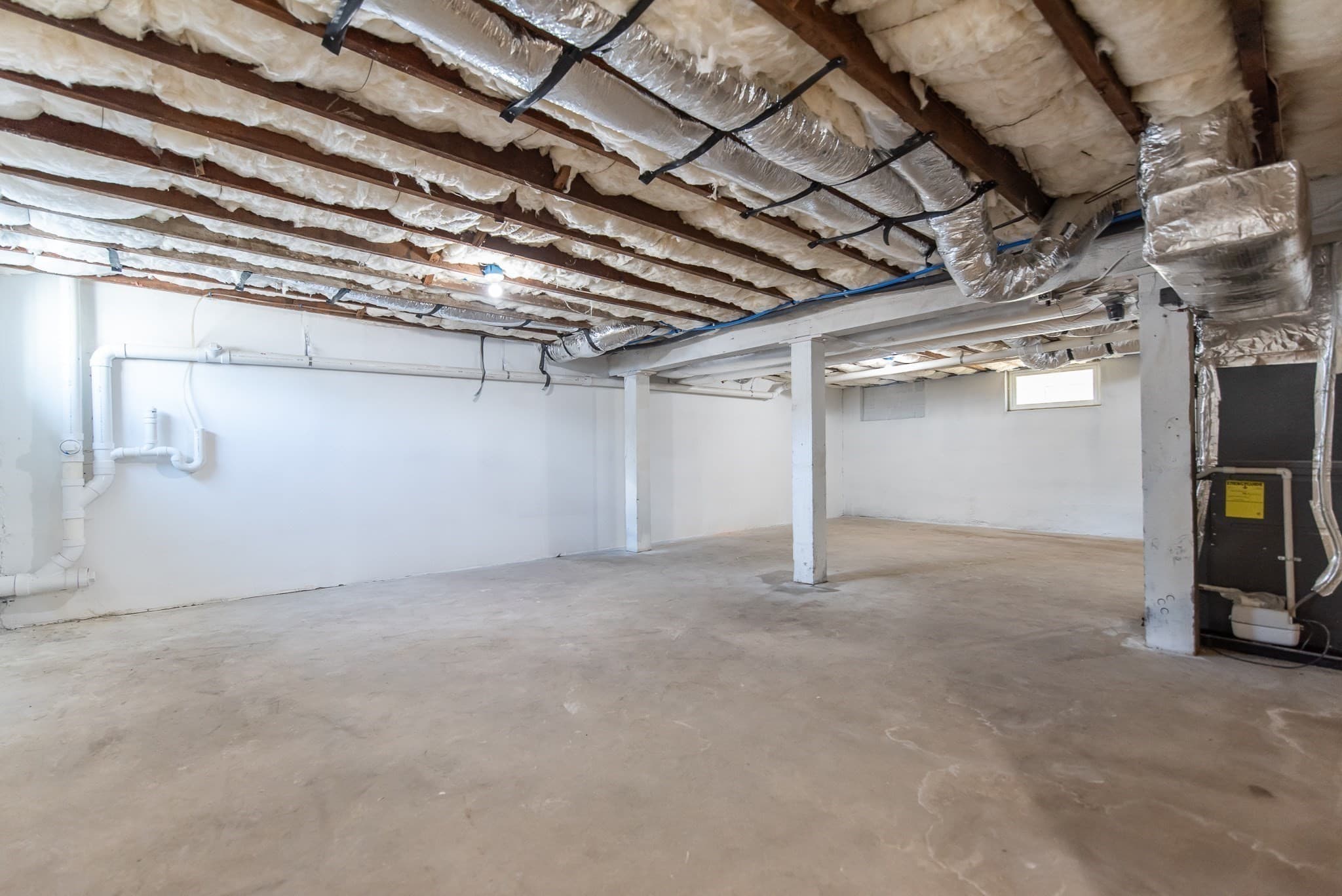 Condominium at 184 Avenue C # 2, Woonsocket RI 02895, Woonsocket, photo 18 of 19