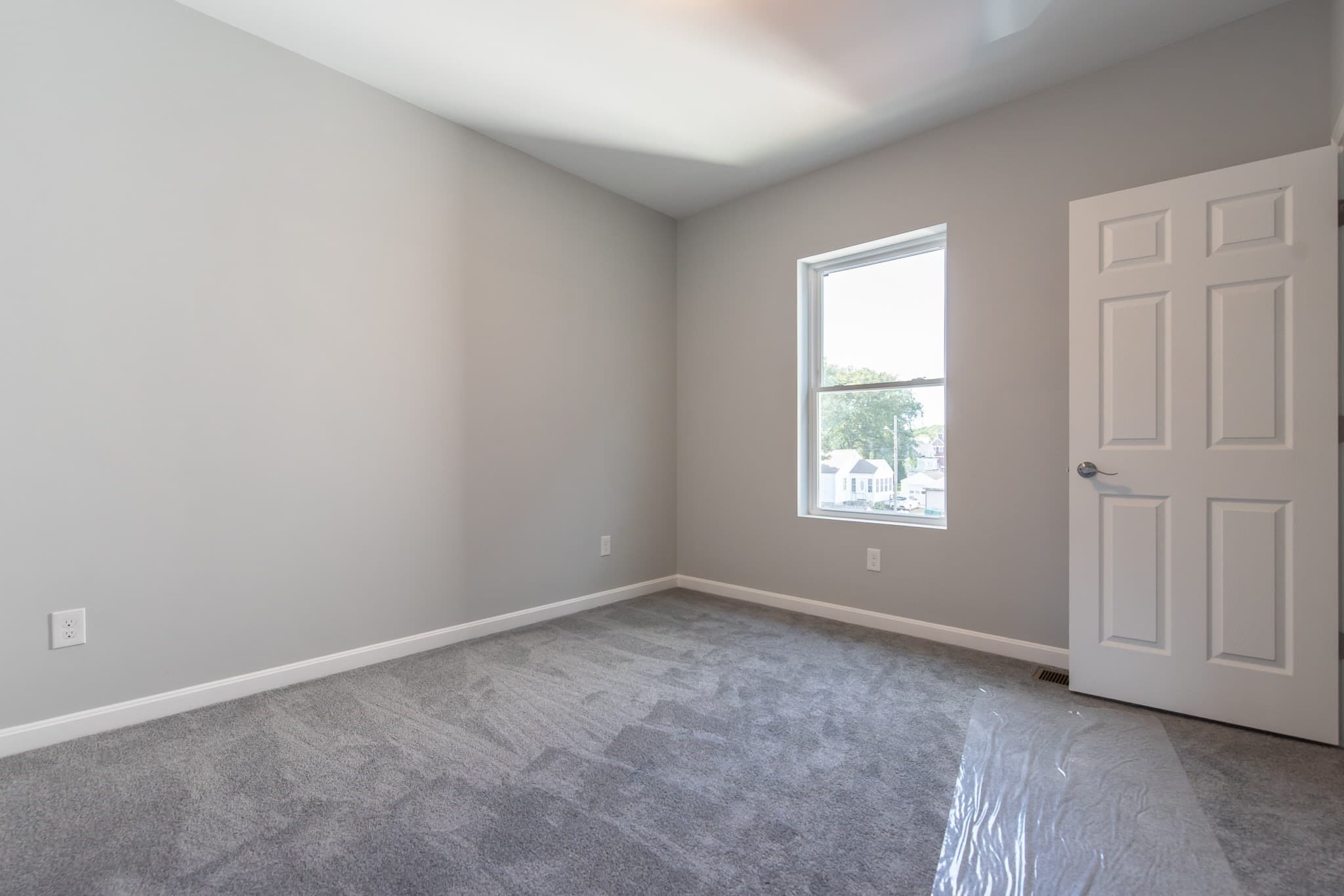 Condominium at 184 Avenue C # 3, Woonsocket RI 02895, Woonsocket, photo 11 of 21