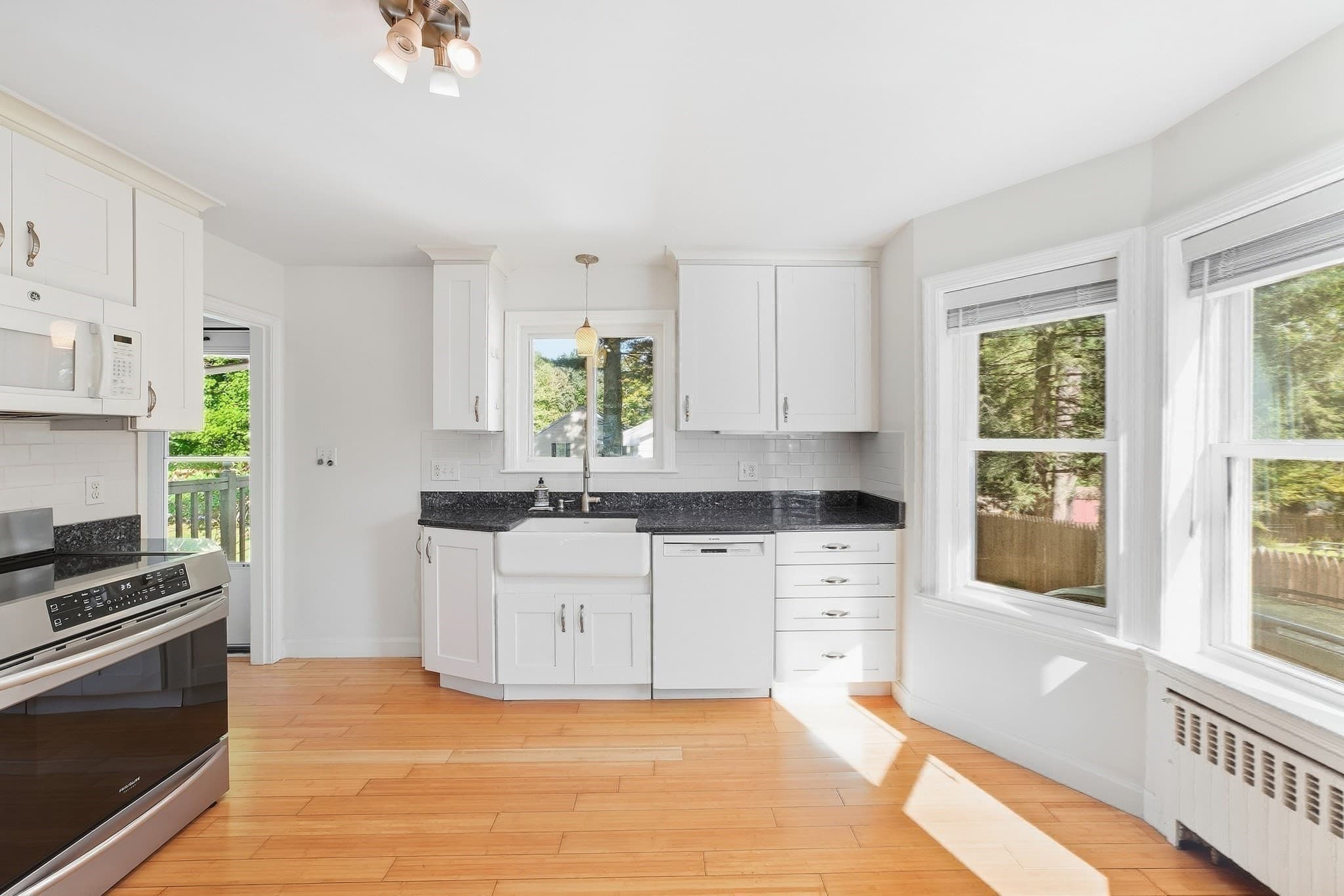 Single Family Residence at 17 Smith St., Uxbridge MA 01569, Uxbridge, photo 13 of 42