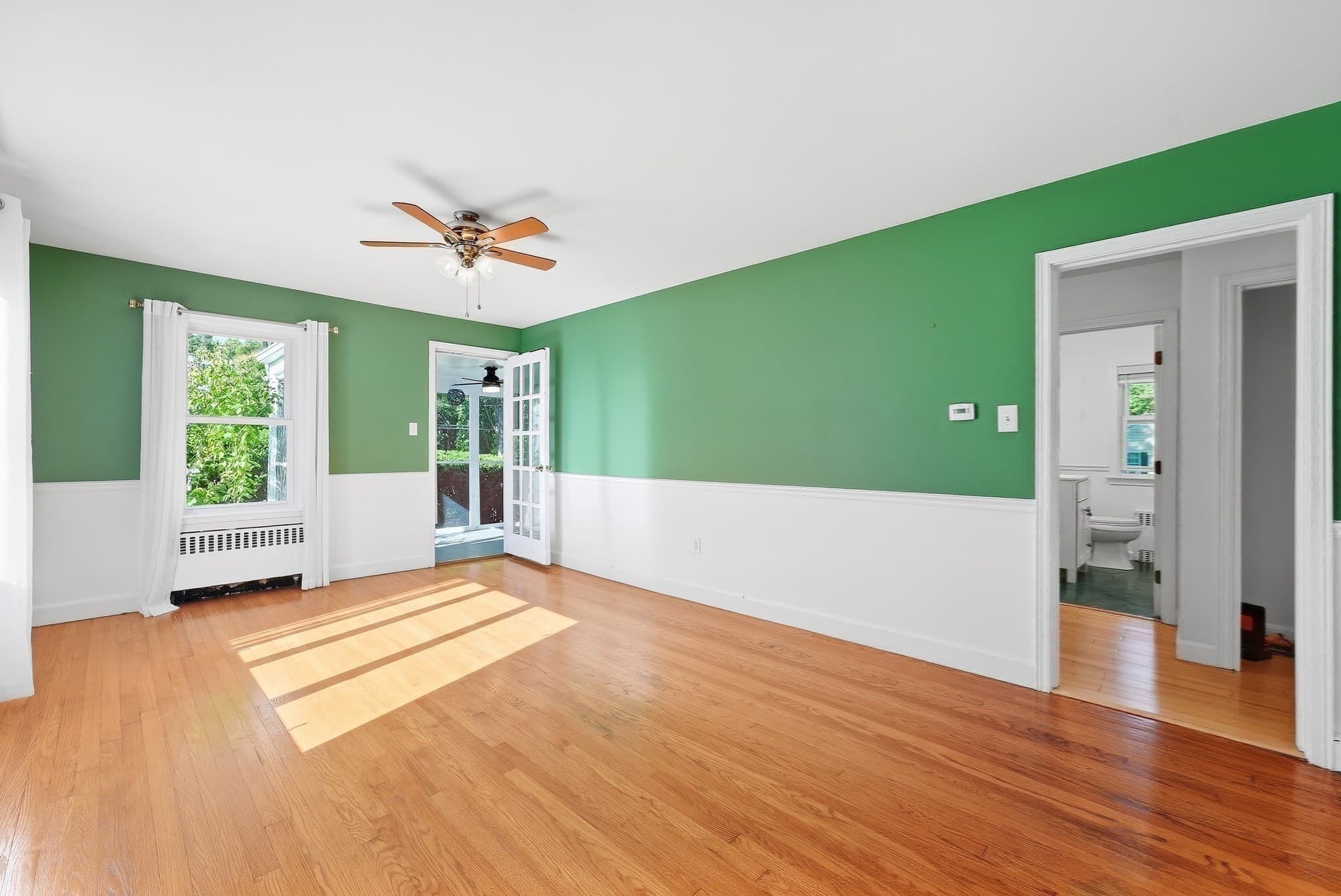 Single Family Residence at 17 Smith St., Uxbridge MA 01569, Uxbridge, photo 3 of 42