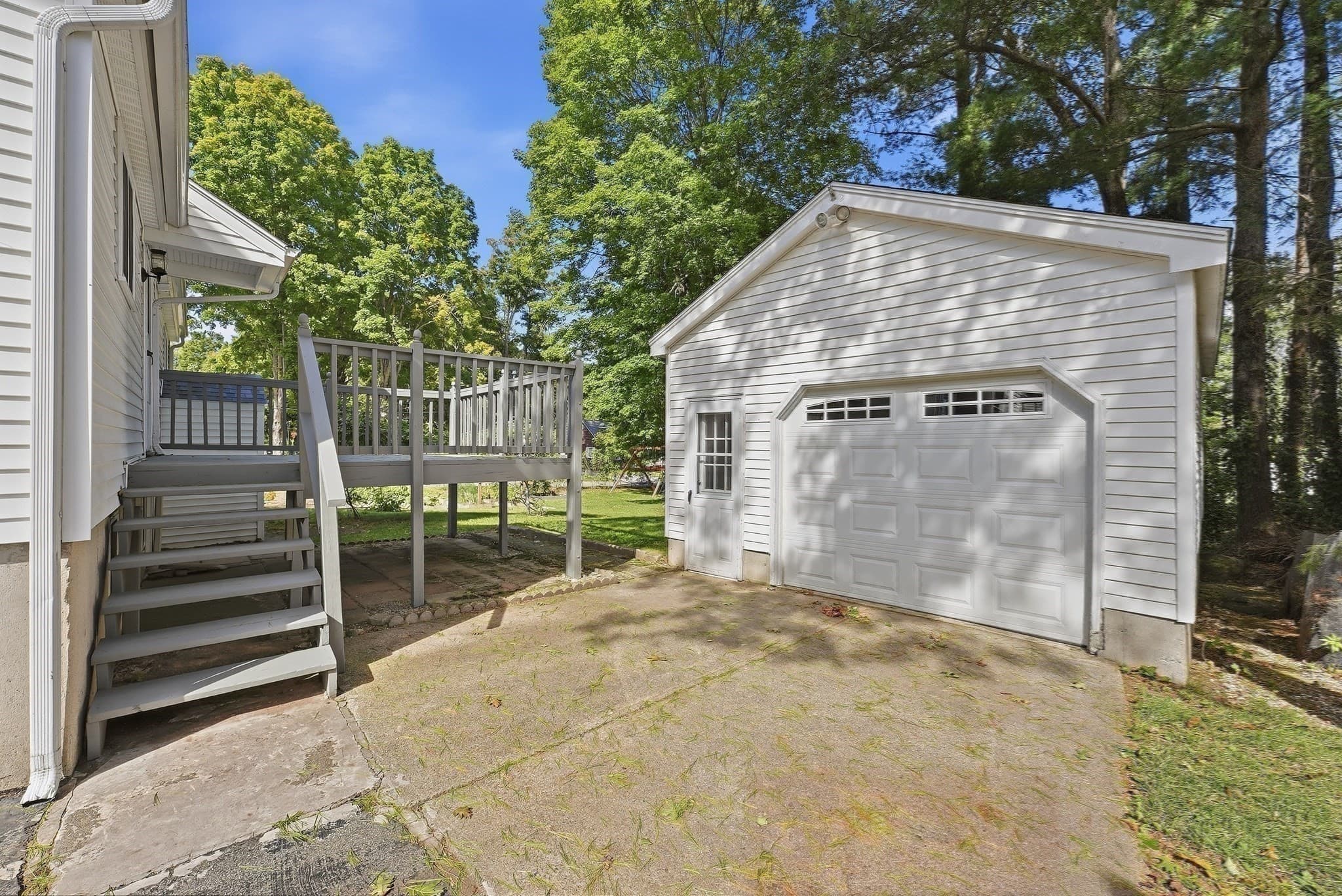 Single Family Residence at 17 Smith St., Uxbridge MA 01569, Uxbridge, photo 36 of 42