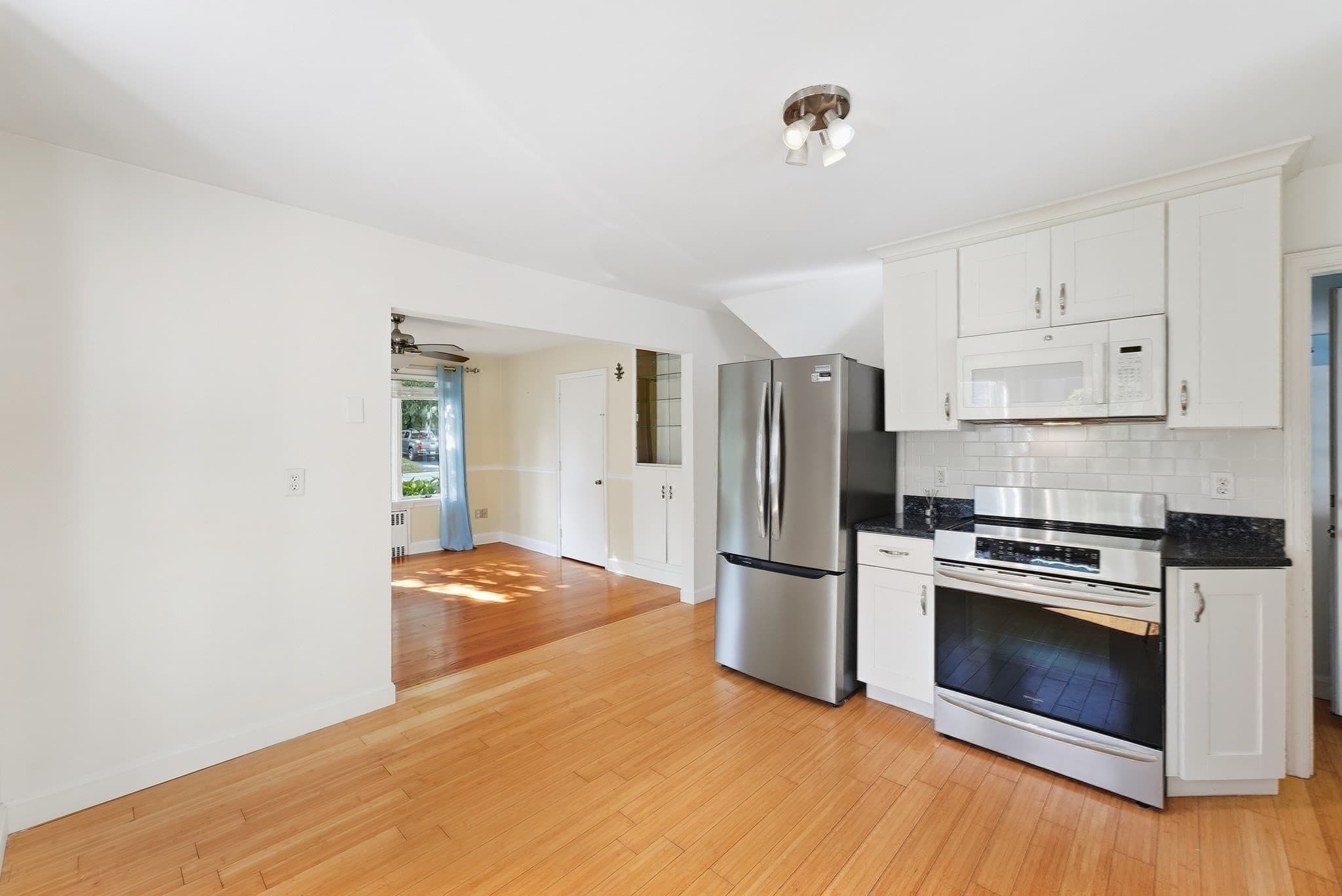 Single Family Residence at 17 Smith St., Uxbridge MA 01569, Uxbridge, photo 11 of 42