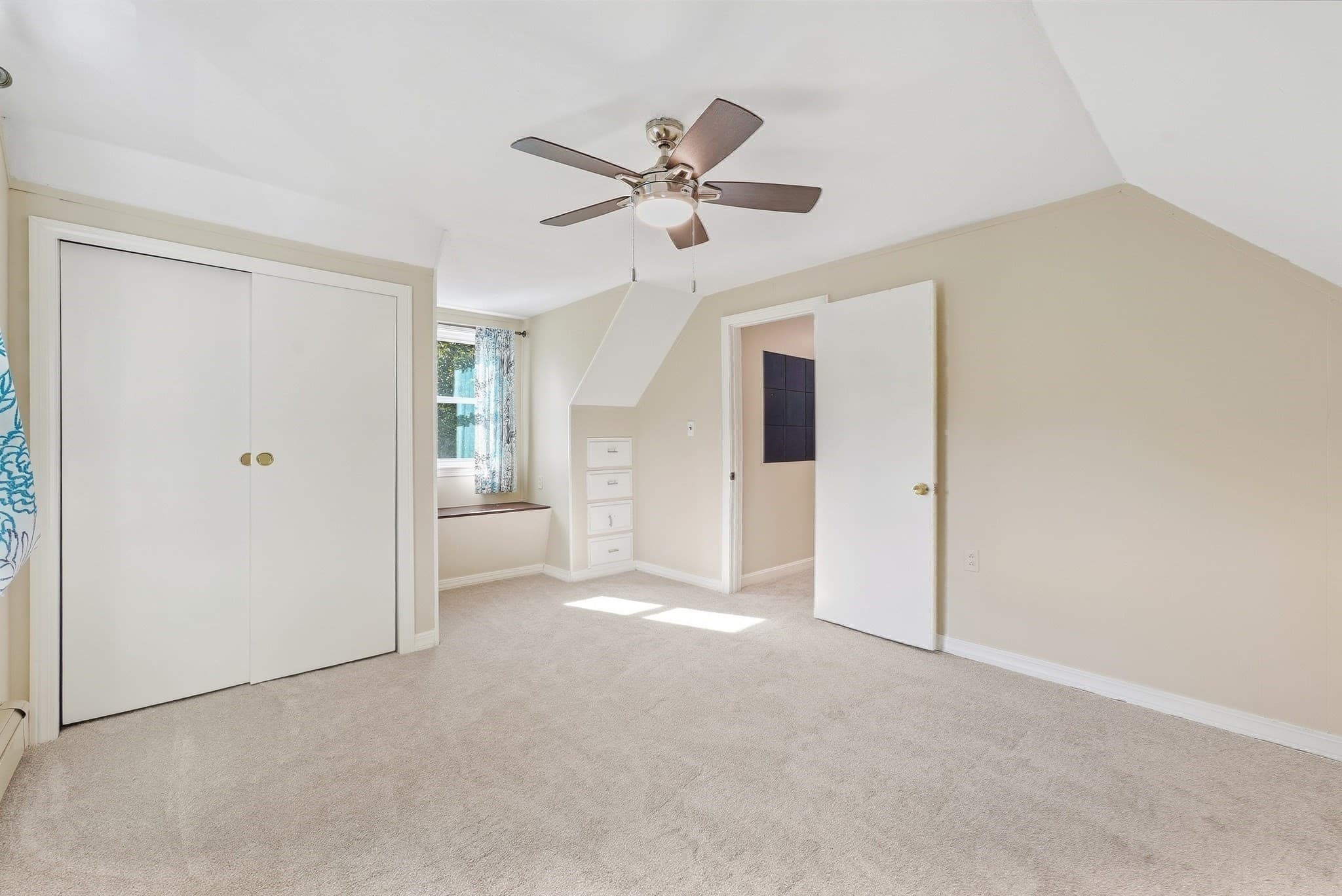 Single Family Residence at 17 Smith St., Uxbridge MA 01569, Uxbridge, photo 25 of 42