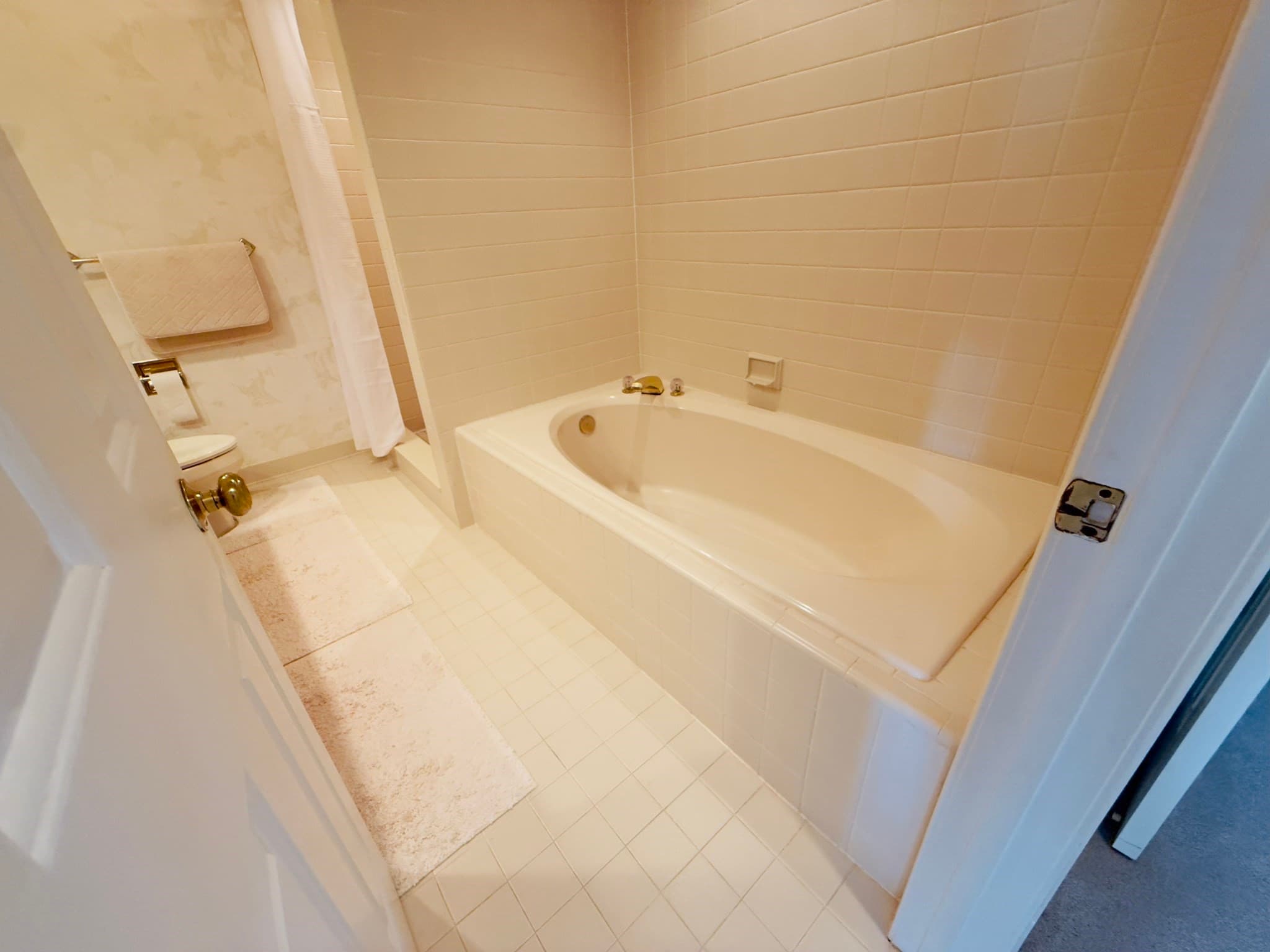 Single Family Residence at 40 Fairway Dr, Plymouth MA 02360, Plymouth, photo 17 of 42