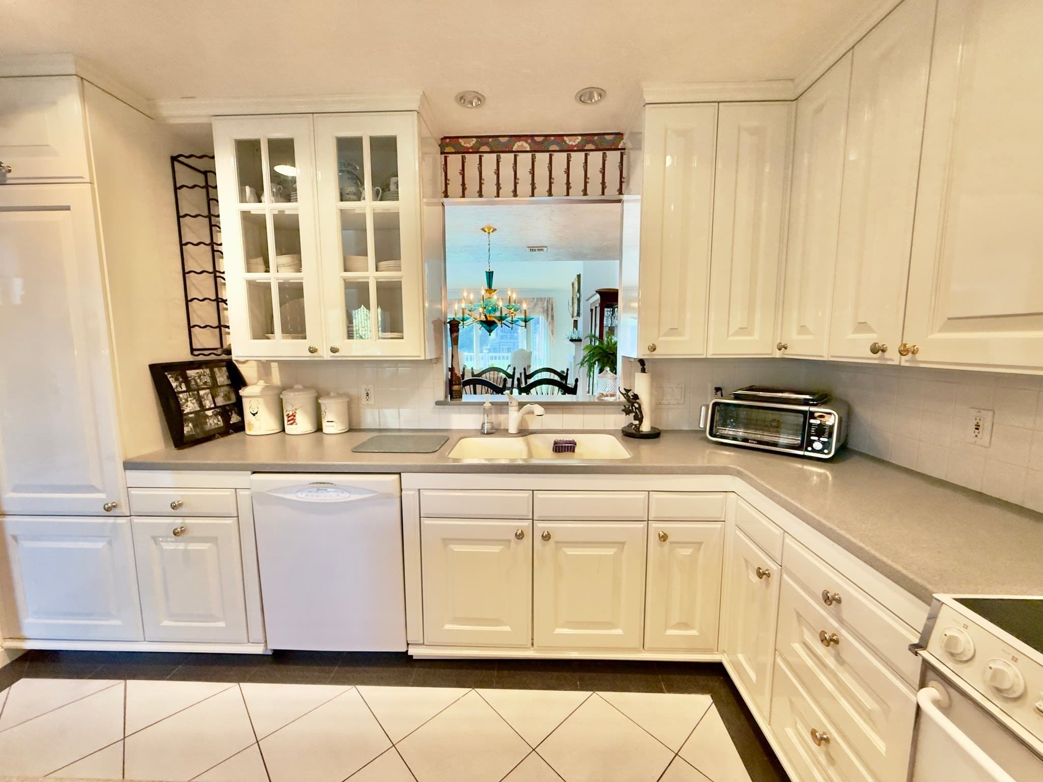 Single Family Residence at 40 Fairway Dr, Plymouth MA 02360, Plymouth, photo 11 of 42