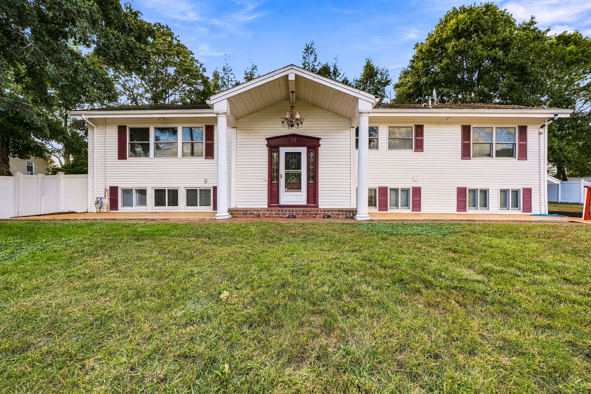 10 Munson Street, Hudson MA 01749