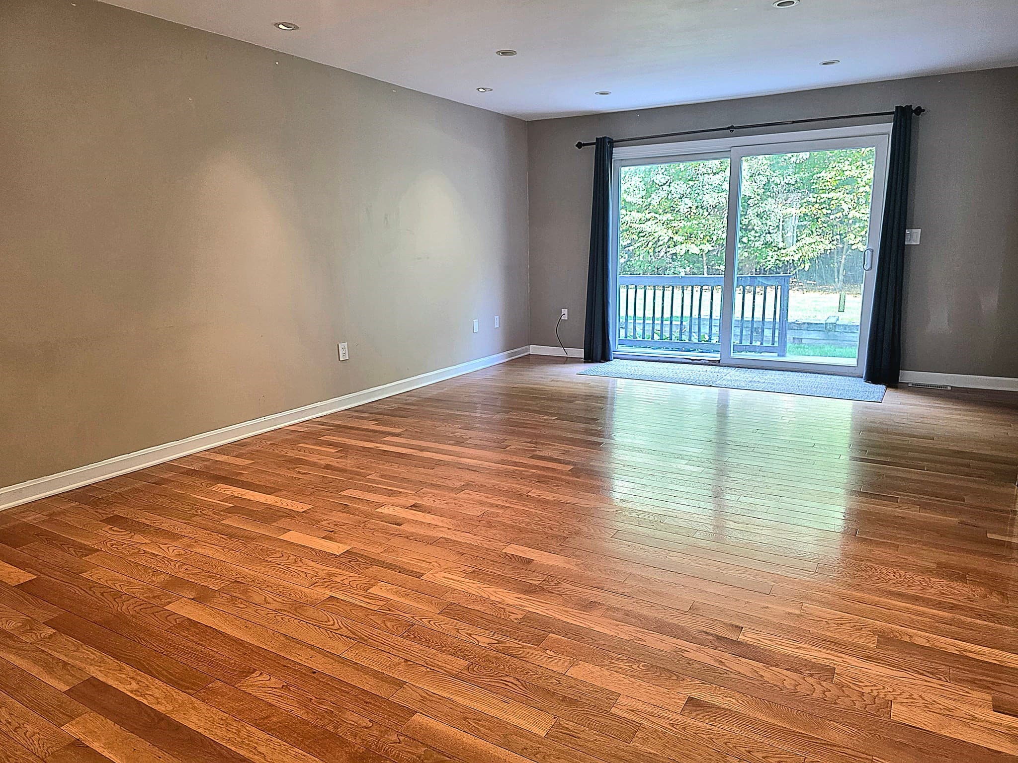 Condominium at 8 Bucky Dr # 8, Bellingham MA 02019, Bellingham, photo 13 of 39