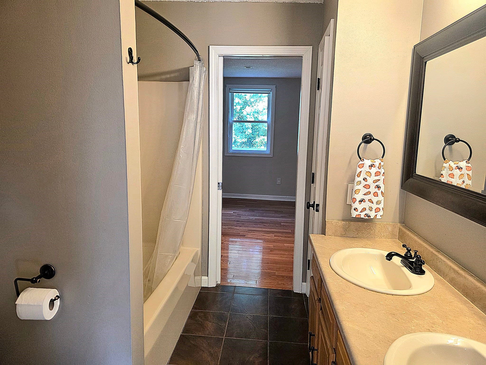 Condominium at 8 Bucky Dr # 8, Bellingham MA 02019, Bellingham, photo 24 of 39