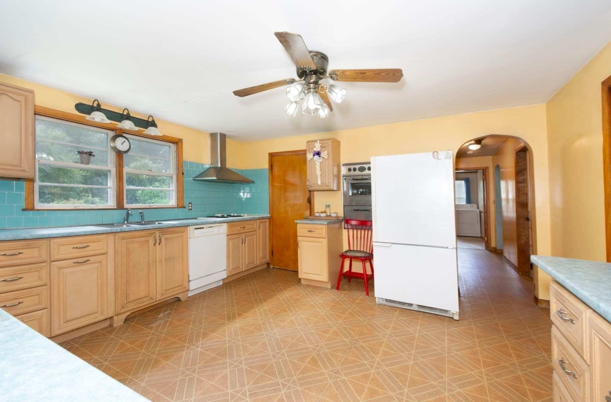 Single Family Residence at 223 Federal Hill Rd, Oxford MA 01540, Oxford, photo 12 of 42