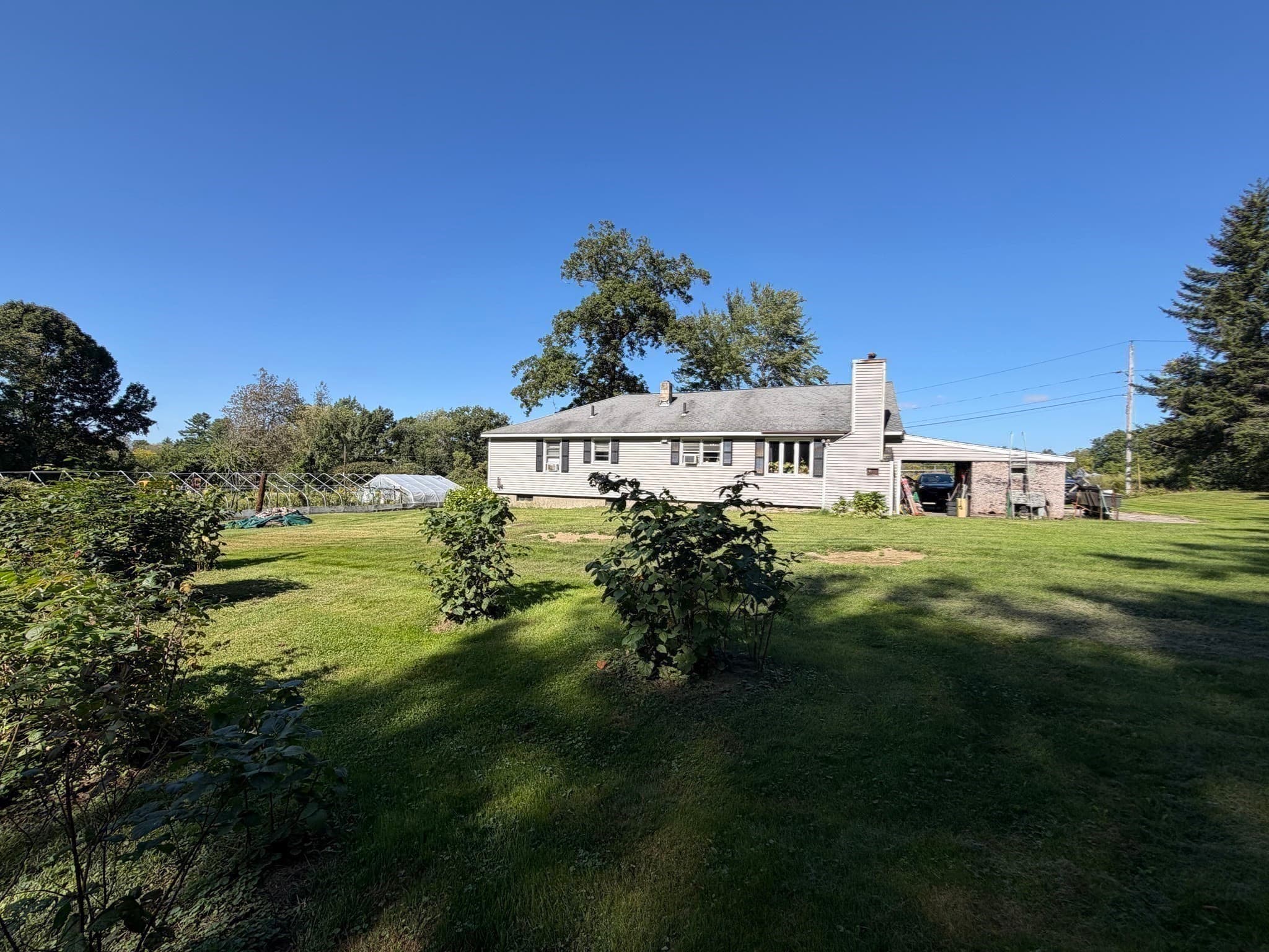 Single Family Residence at 223 Federal Hill Rd, Oxford MA 01540, Oxford, photo 4 of 42