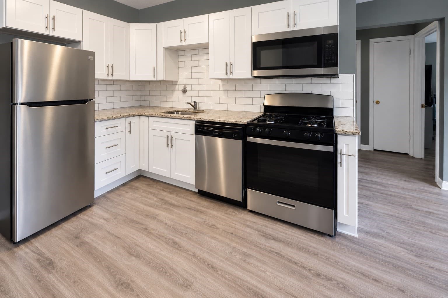 160 Tyngsboro Rd # 6C, Chelmsford MA 01863