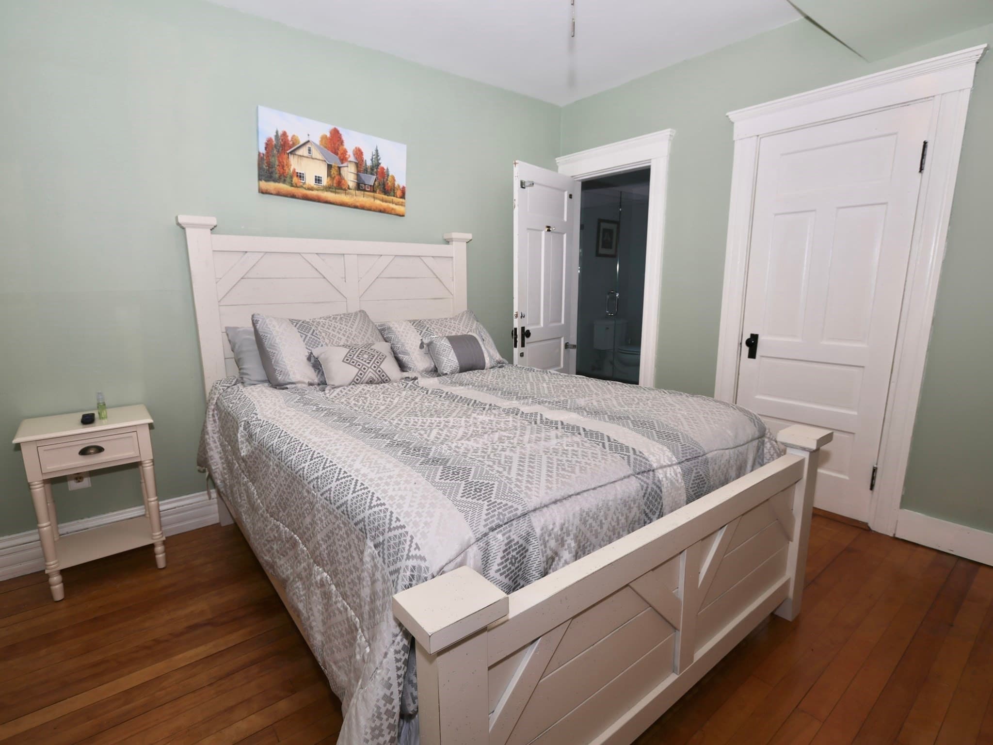 Single Family Residence at 37 Proctor St, Worcester MA 01606, Worcester, photo 13 of 18