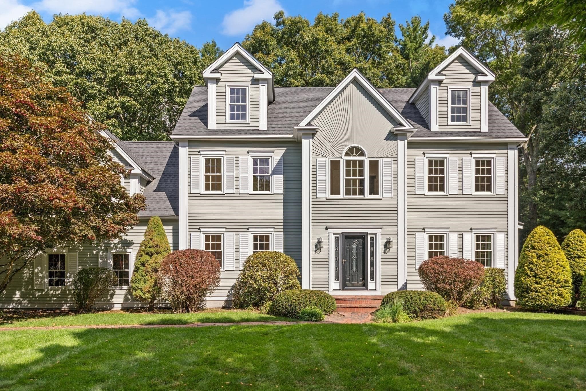 20 Boyden Rd, Wrentham MA 02093