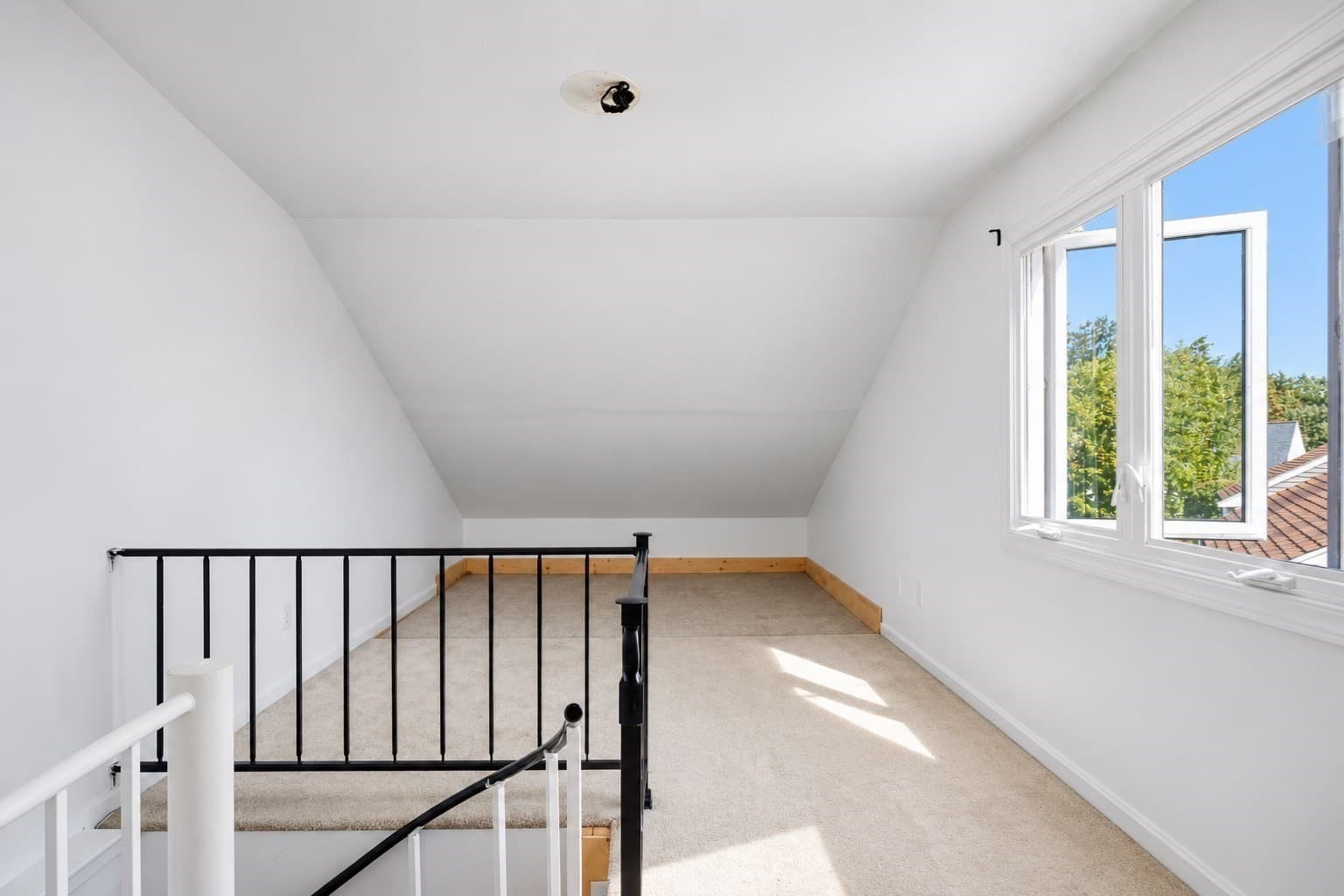 Condominium at 210 Centre St # 14, Quincy MA 02169, Quincy, photo 22 of 39
