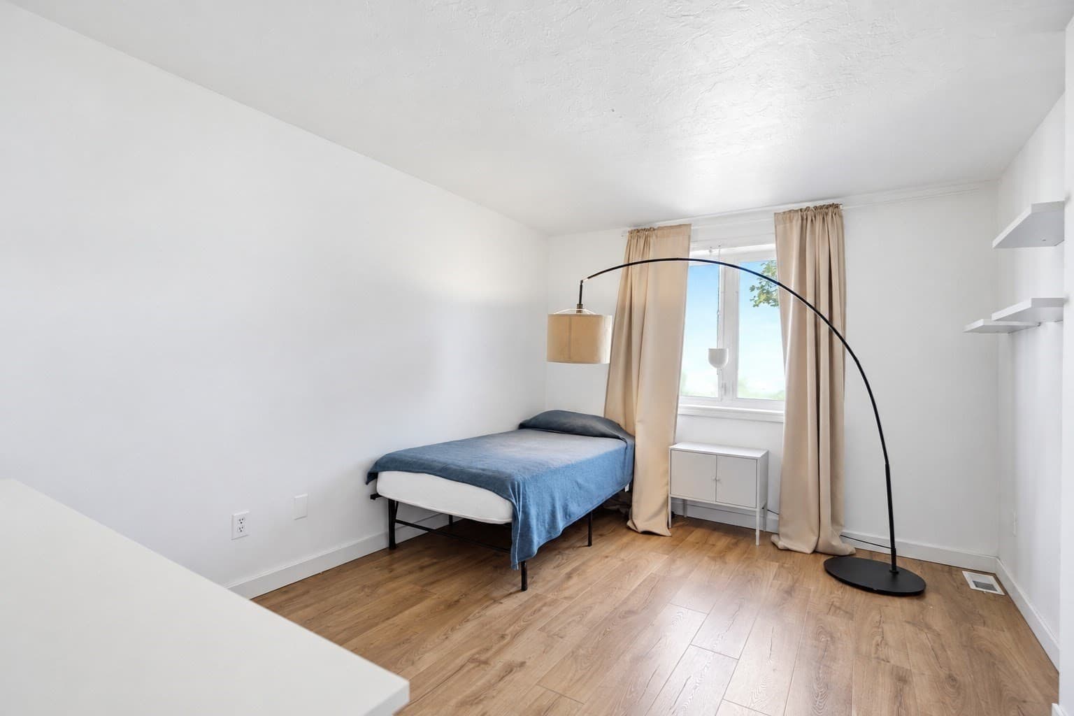 Condominium at 210 Centre St # 14, Quincy MA 02169, Quincy, photo 20 of 39