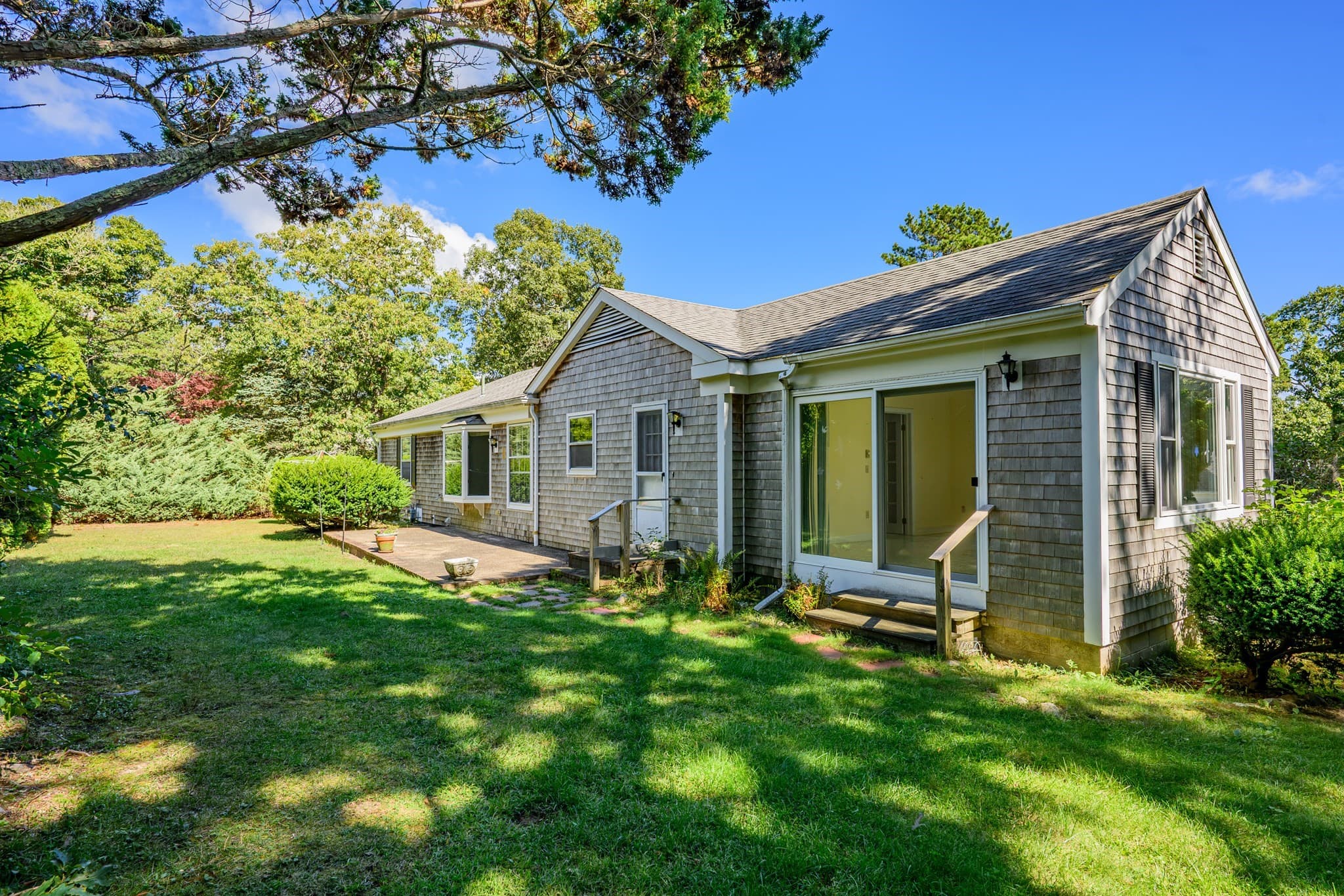 Single Family Residence at 800 Riverview Dr, Chatham MA 02633, Chatham, photo 2 of 40