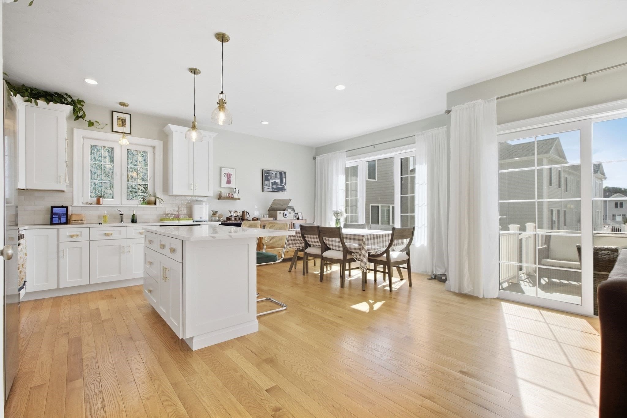 Single Family Residence at 34 Pouts Ln # 34, Uxbridge MA 01569, Uxbridge, photo 6 of 25