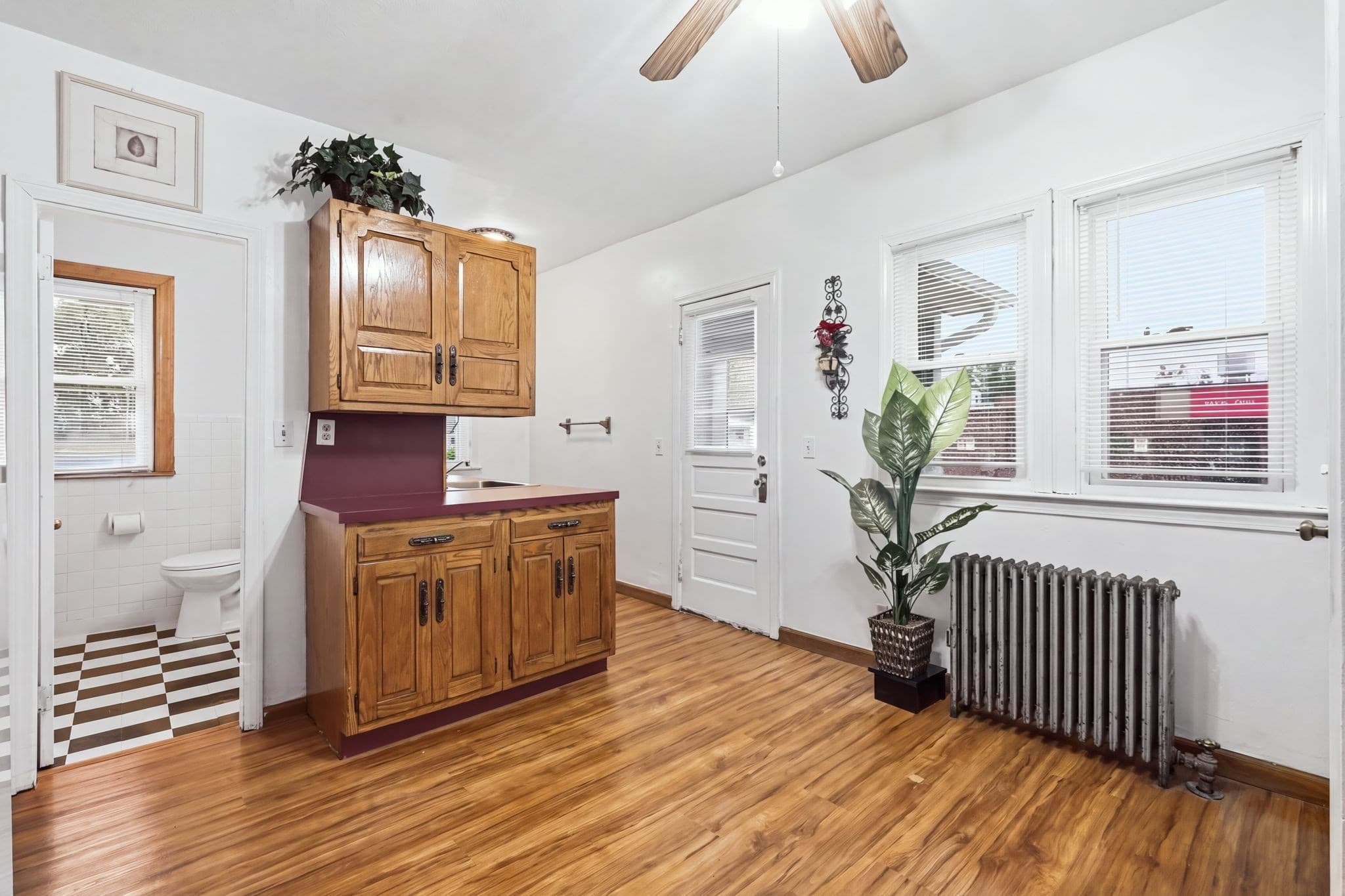 Single Family Residence at 1774 Carew St, Springfield MA 01104, Springfield, photo 11 of 38