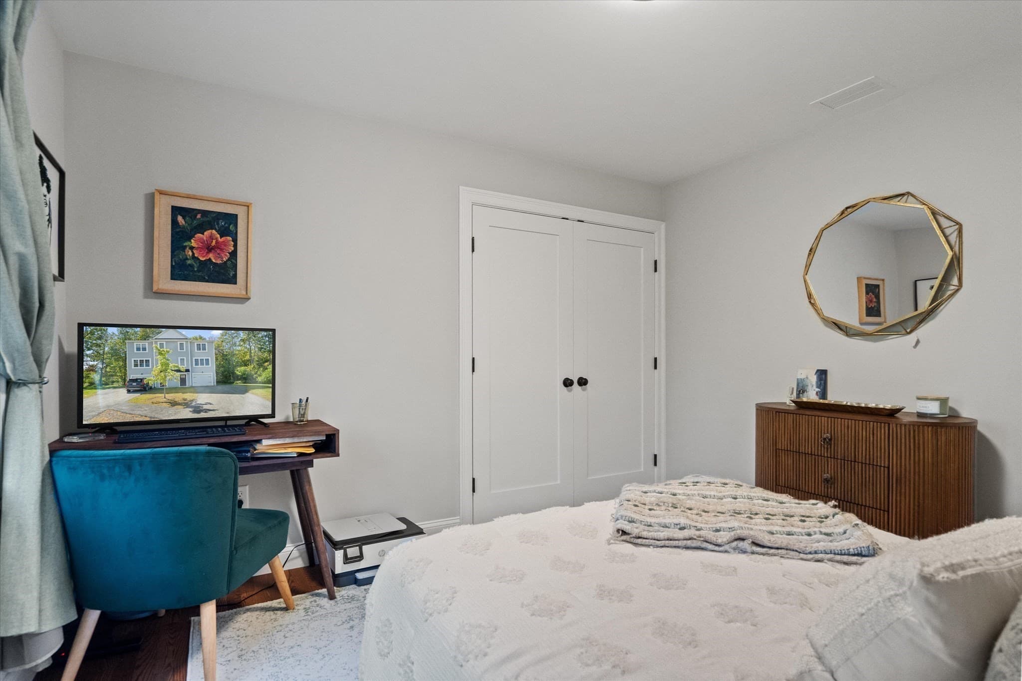 Single Family Residence at 66 Castine St, Worcester MA 01606, Worcester, photo 22 of 32