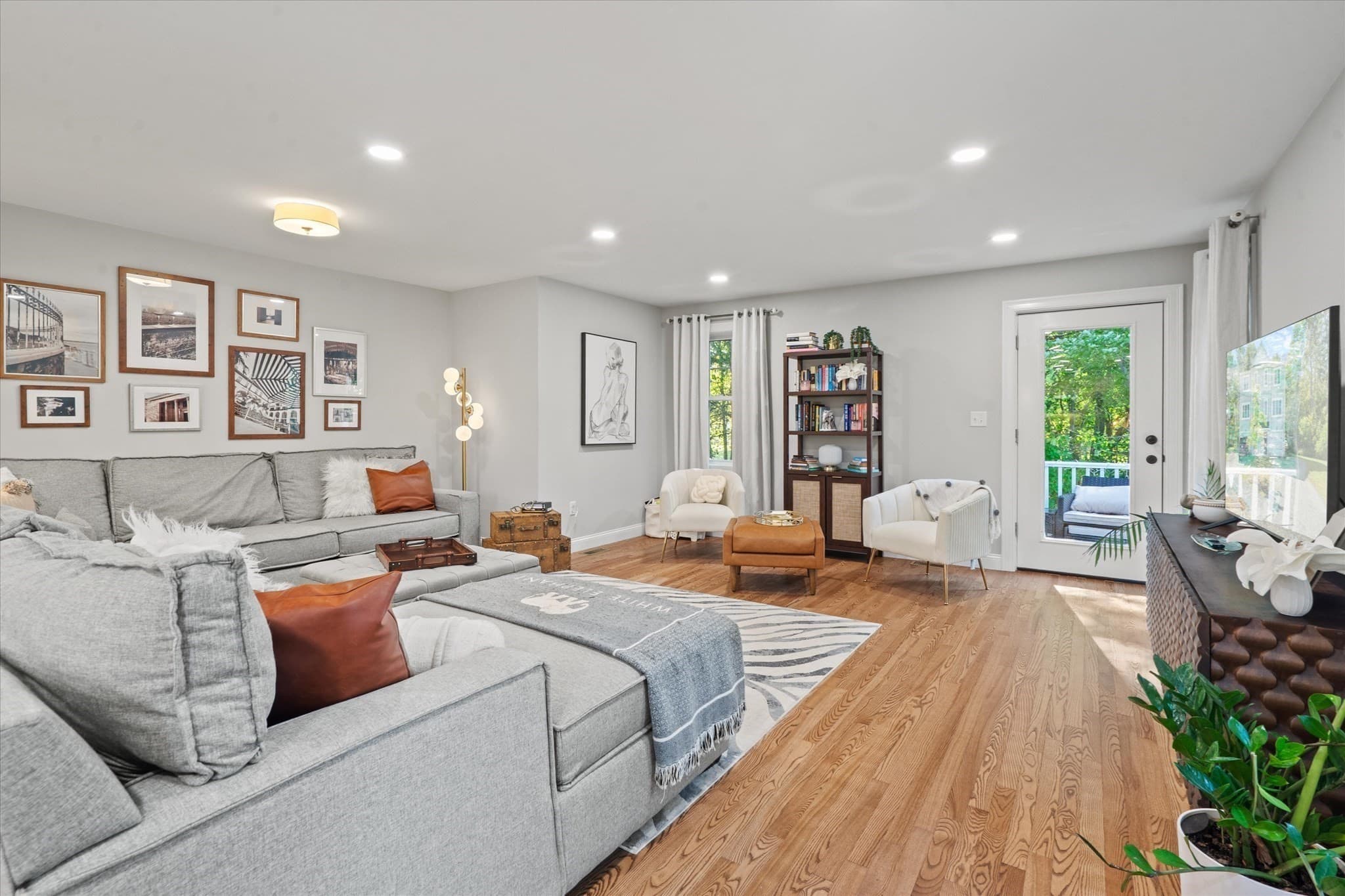 Single Family Residence at 66 Castine St, Worcester MA 01606, Worcester, photo 8 of 32