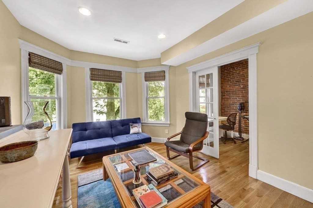 Condominium at 292 Western Ave # 1, Cambridge MA 02139, Cambridge, photo 3 of 19