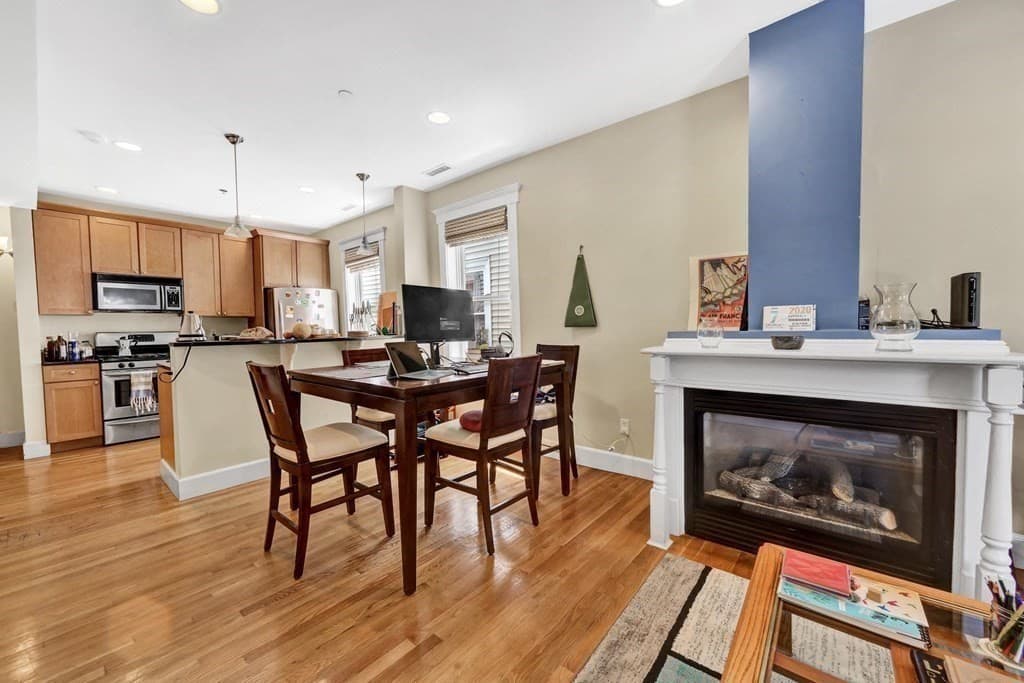 Condominium at 292 Western Ave # 1, Cambridge MA 02139, Cambridge, photo 4 of 19
