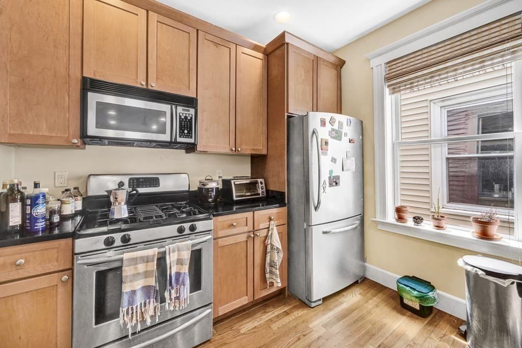 Condominium at 292 Western Ave # 1, Cambridge MA 02139, Cambridge, photo 8 of 19