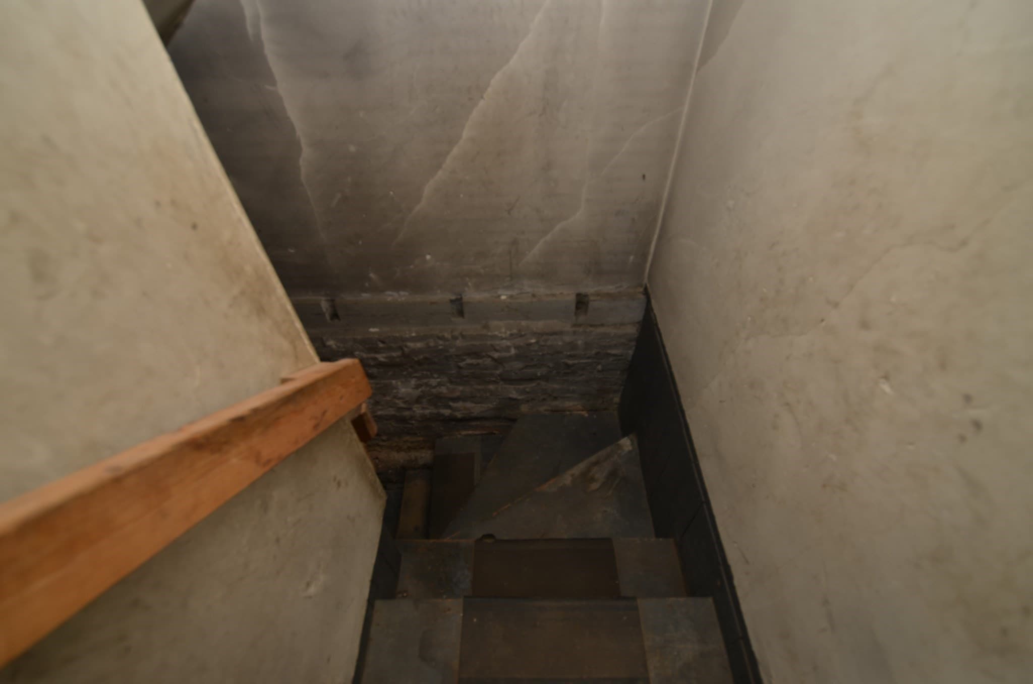 2 Family - 2 Units Up/Down at 33 Parrott St, Lynn MA 01902, Lynn, photo 27 of 36