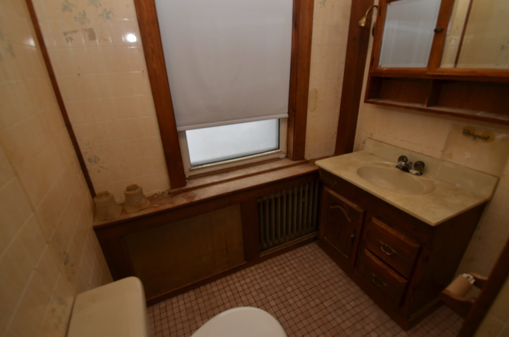 2 Family - 2 Units Up/Down at 33 Parrott St, Lynn MA 01902, Lynn, photo 20 of 36