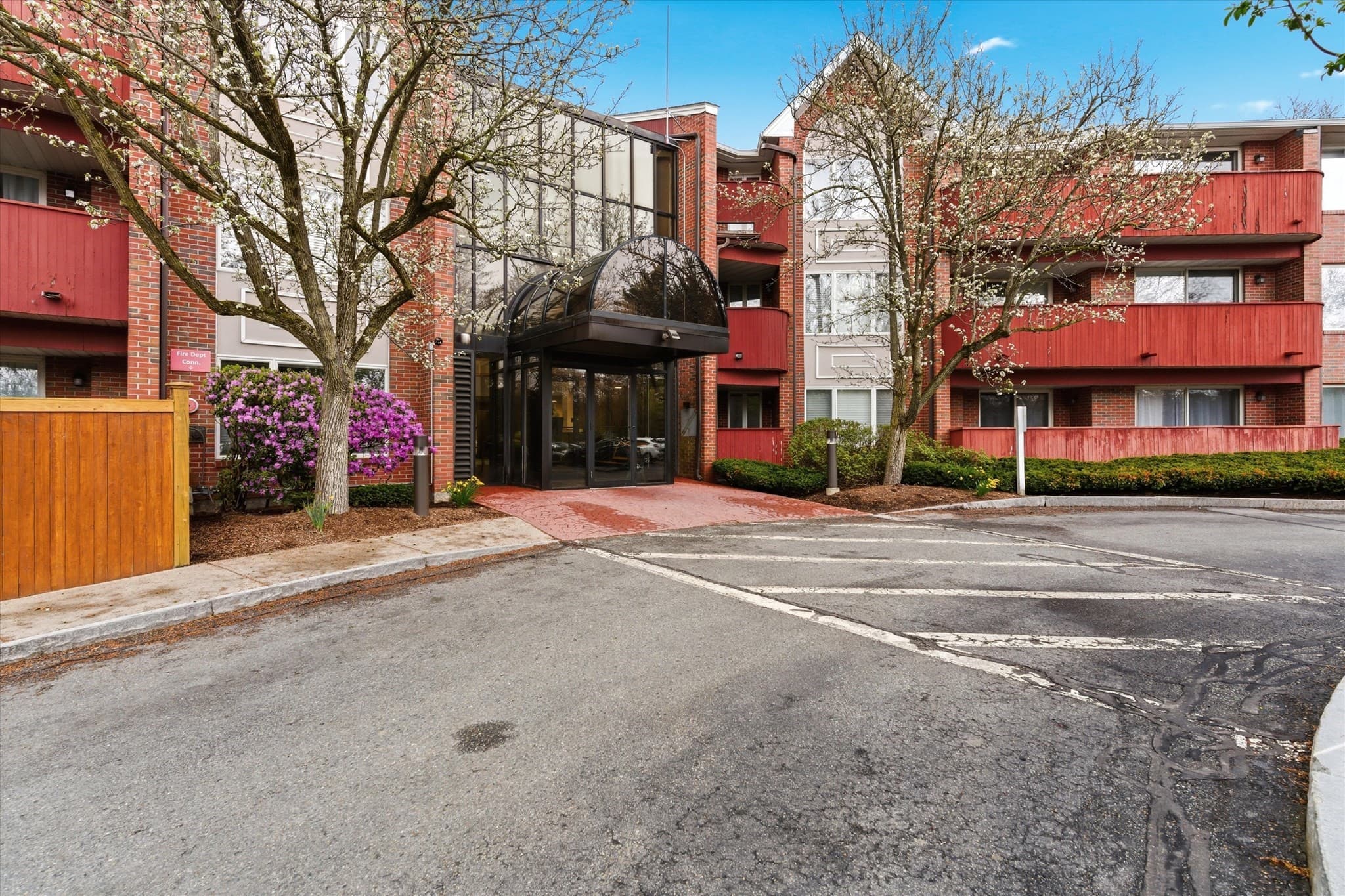 Condominium at 100 Rosemary Way # 214, Needham MA 02494, Needham, photo 33 of 38