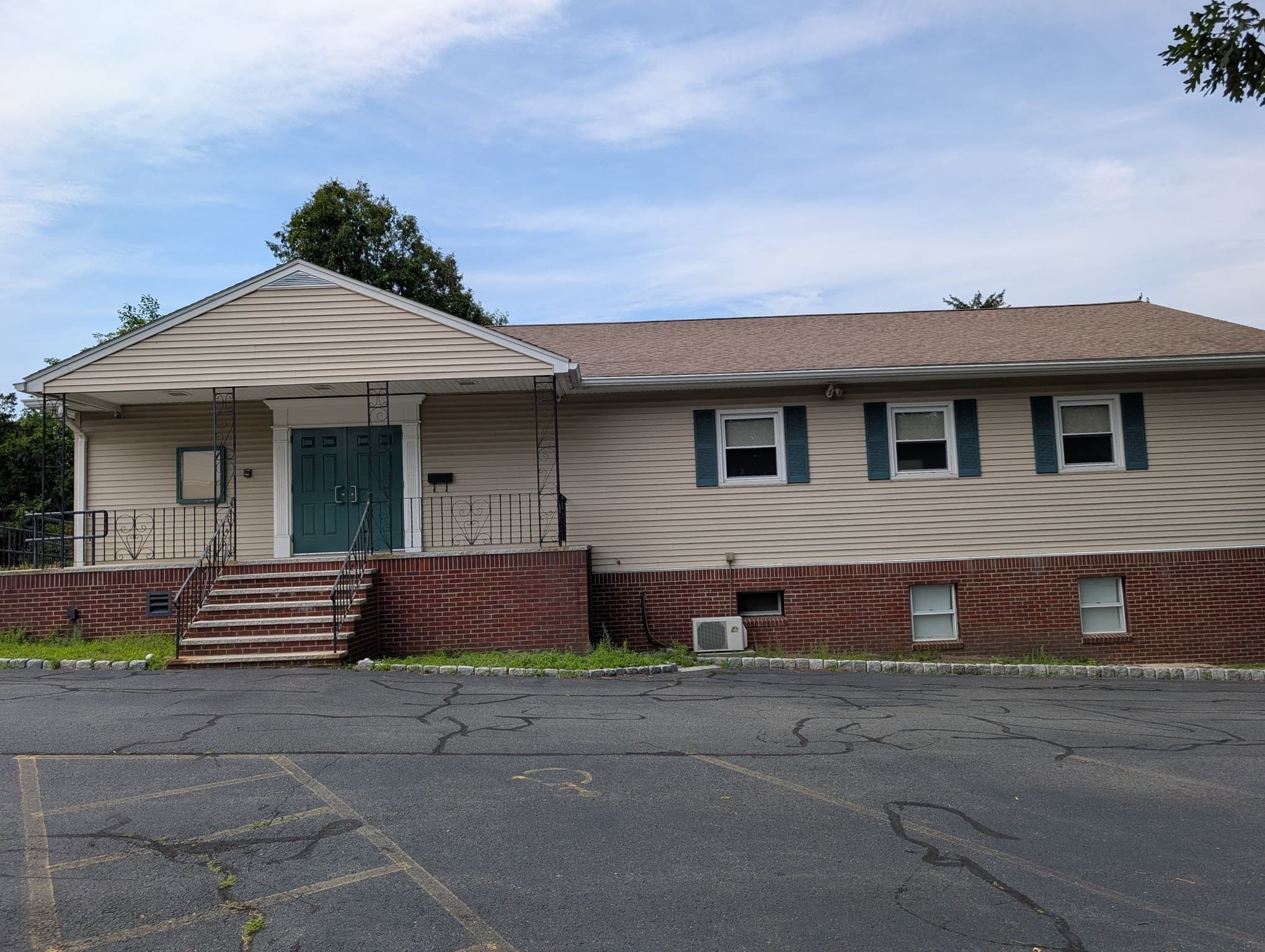 136 Winn Street, Burlington MA 01803